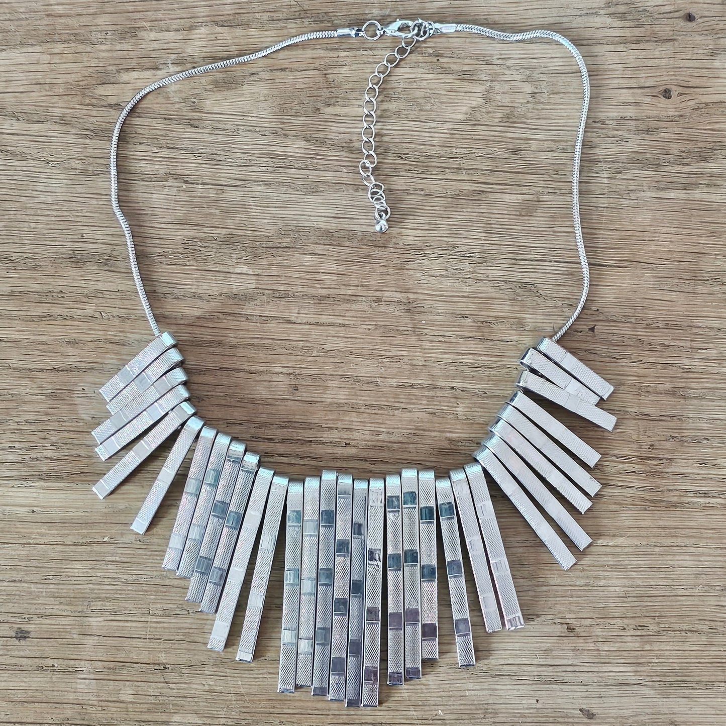 1970s-style silver-tone geometric drop fringe necklace