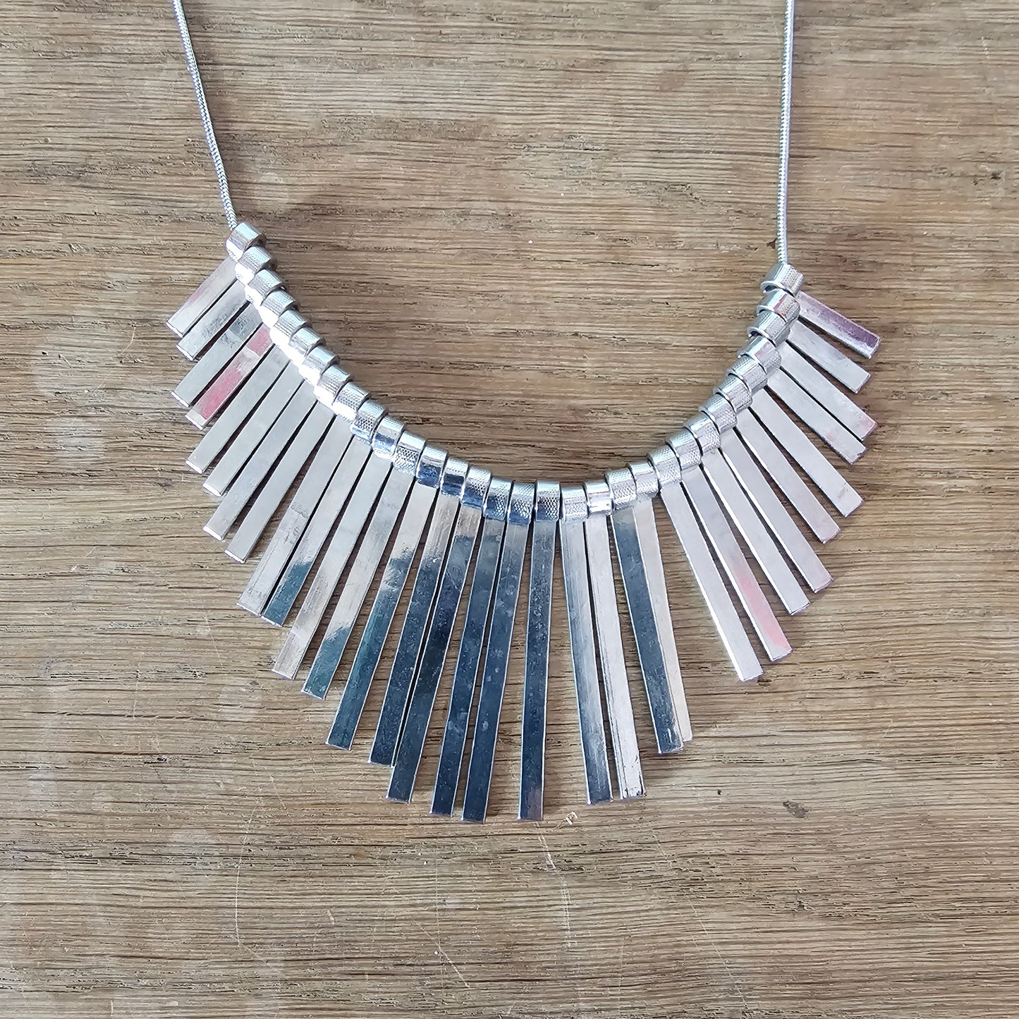 1970s-style silver-tone geometric drop fringe necklace