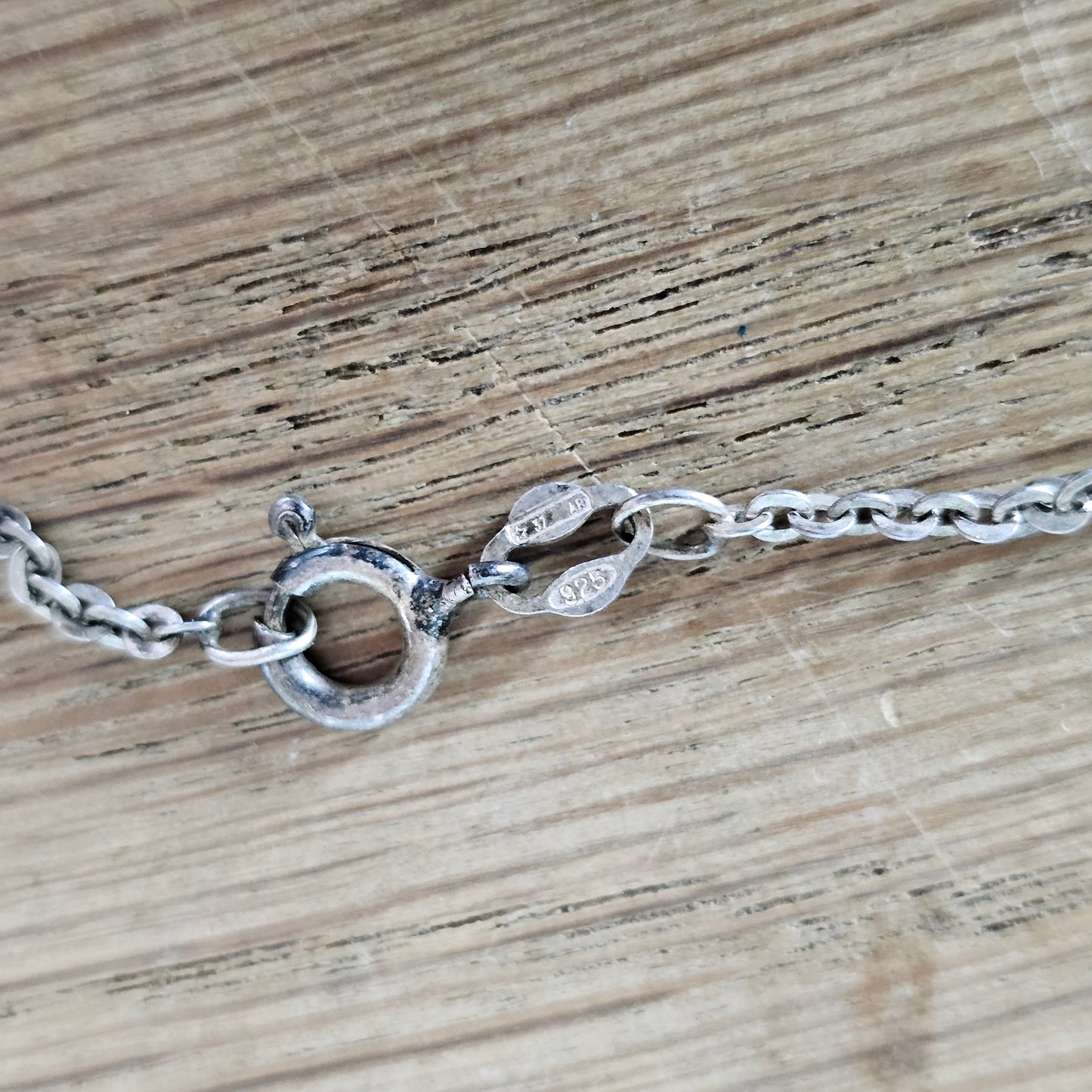Vintage sterling silver delicate crown charm necklace