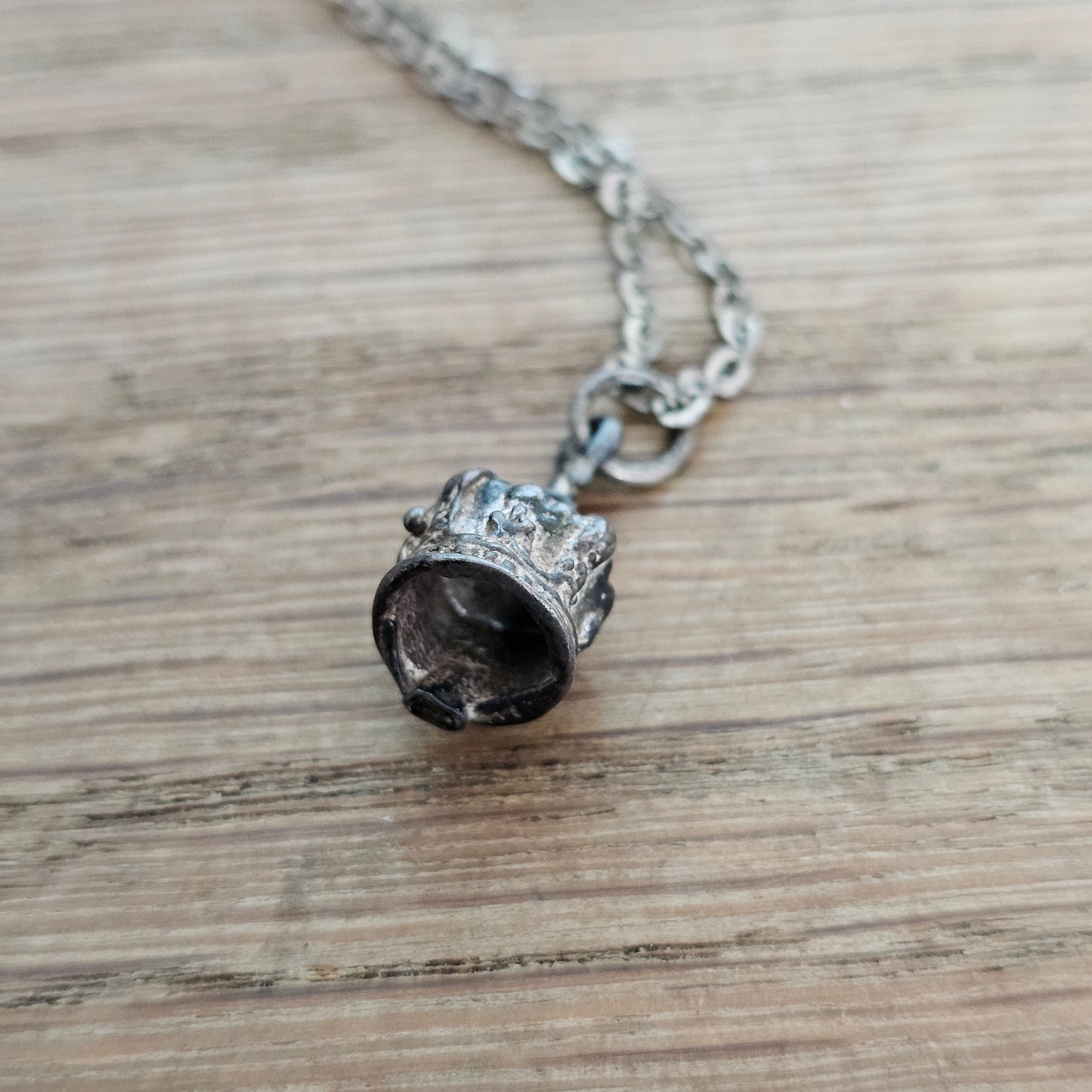 Vintage sterling silver delicate crown charm necklace