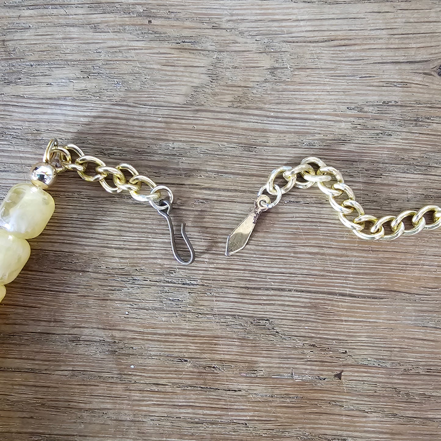 1980s peach translucent Lucite bead choker necklace