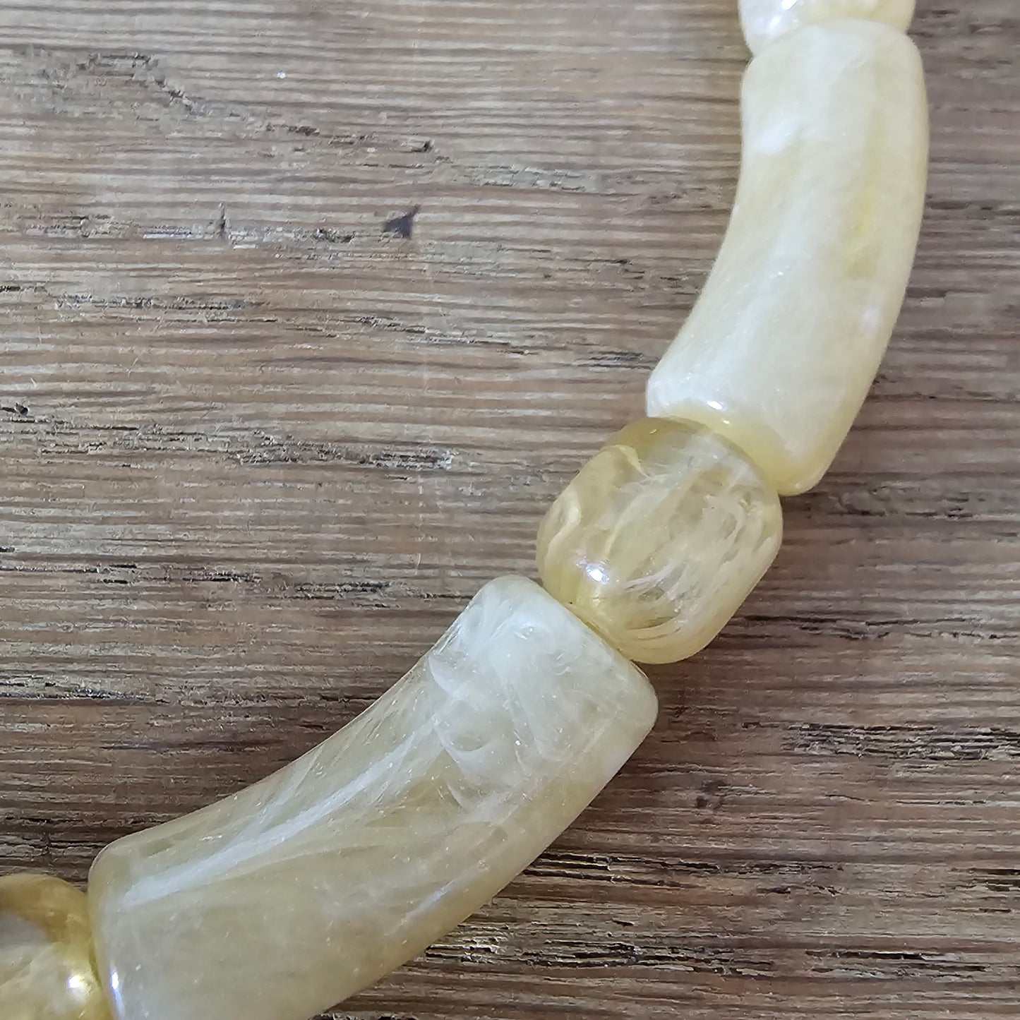 1980s peach translucent Lucite bead choker necklace