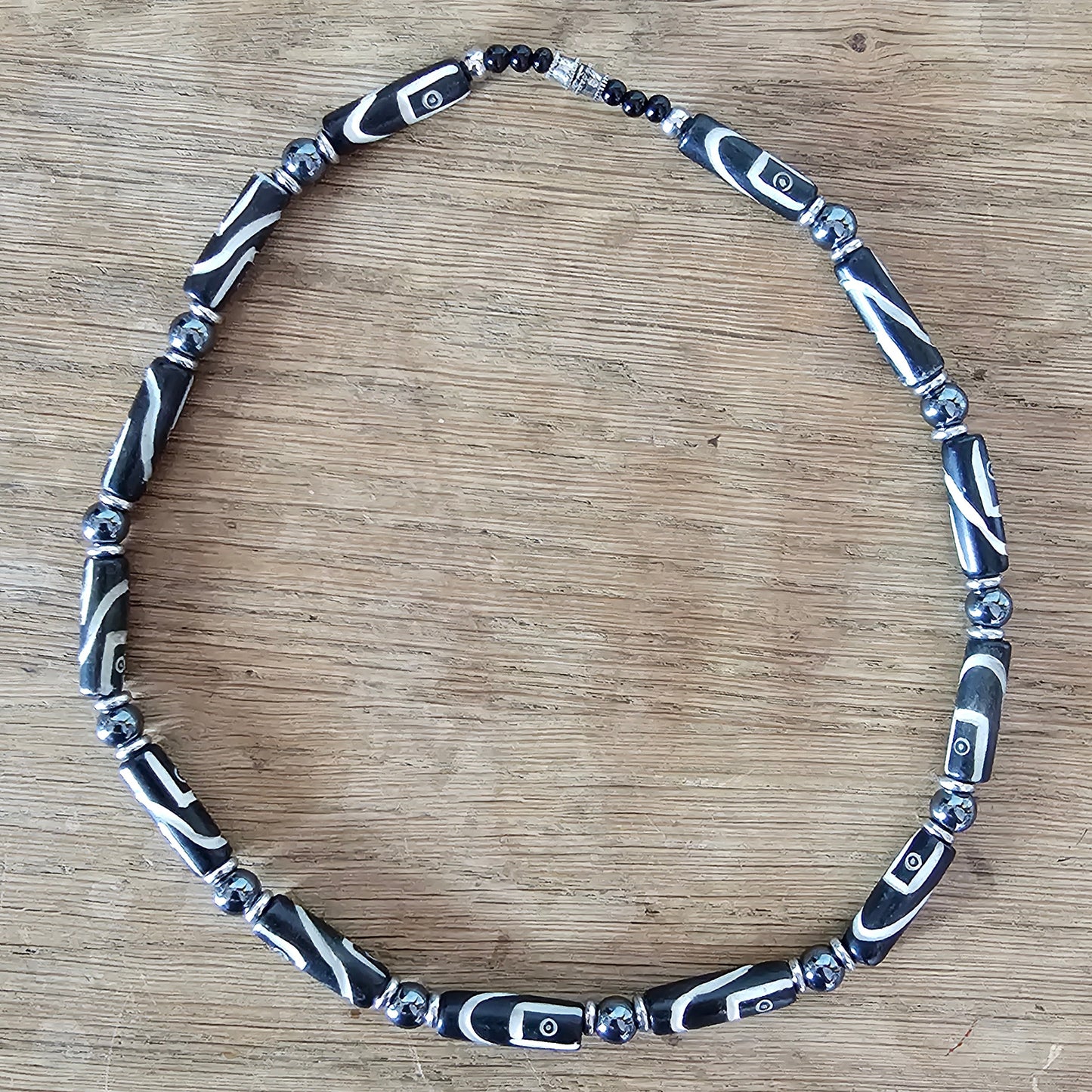 Y2K black & white faux bone geometric bead tribal style necklace