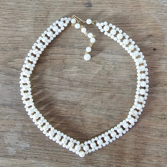 1950s/60s faux pearl cluster collar necklace