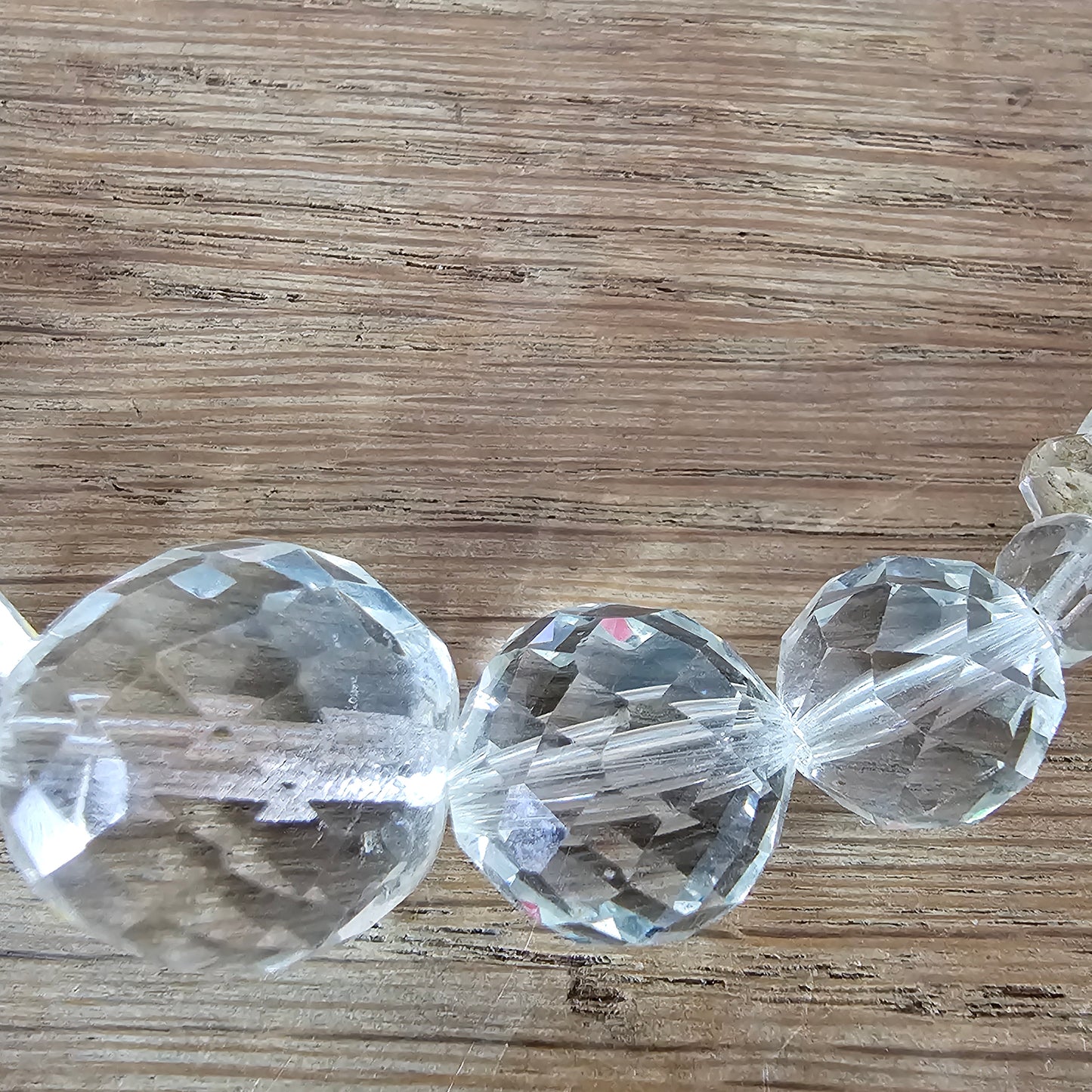 Vintage Art Deco-style clear cut glass crystal graduated faceted bead necklace