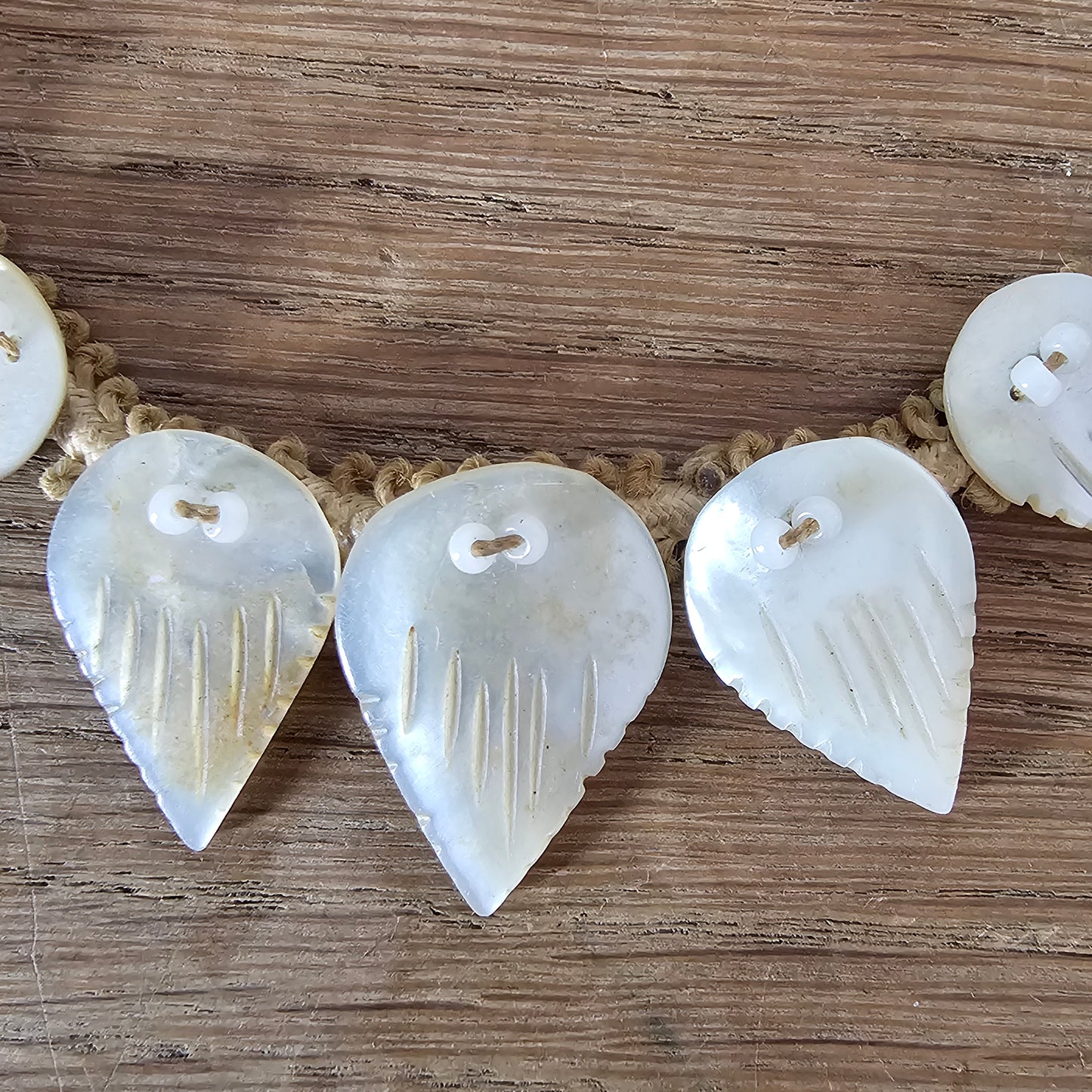 1930s/40s Mother of Pearl leaf drop hand knotted necklace