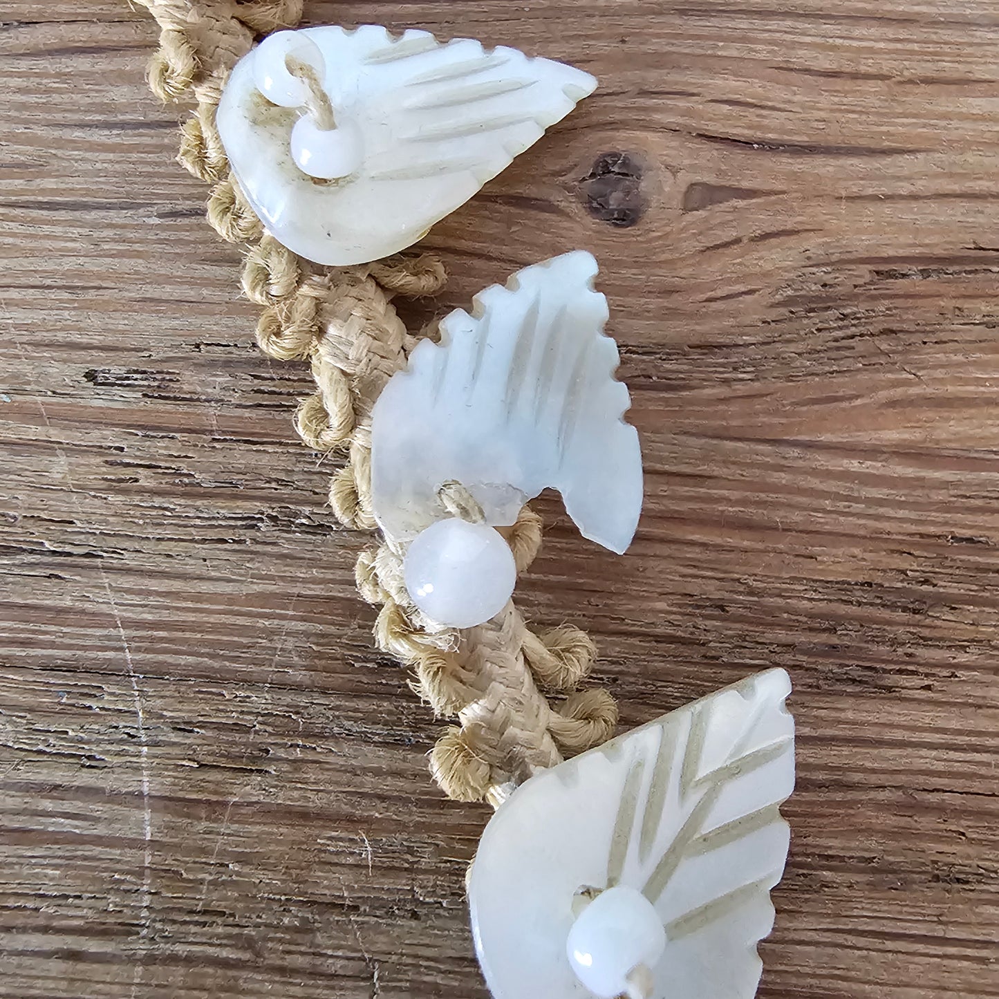 1930s/40s Mother of Pearl leaf drop hand knotted necklace