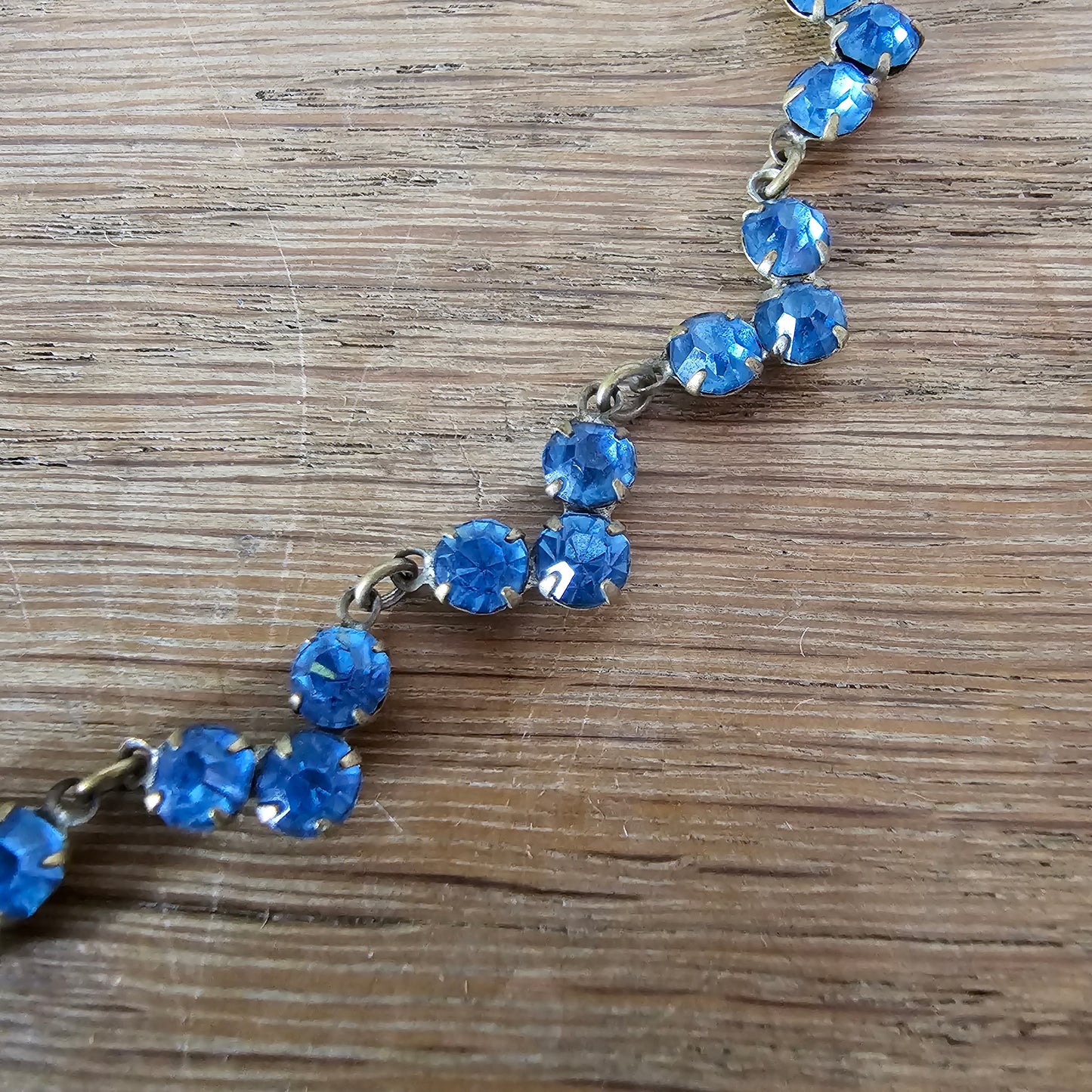 1950s gold-tone & sapphire blue rhinestone prong set necklace
