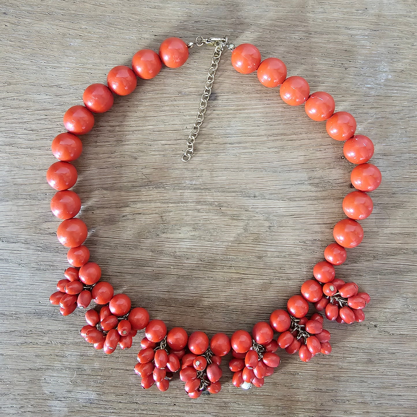 1980s tomato red plastic beaded cluster drop necklace