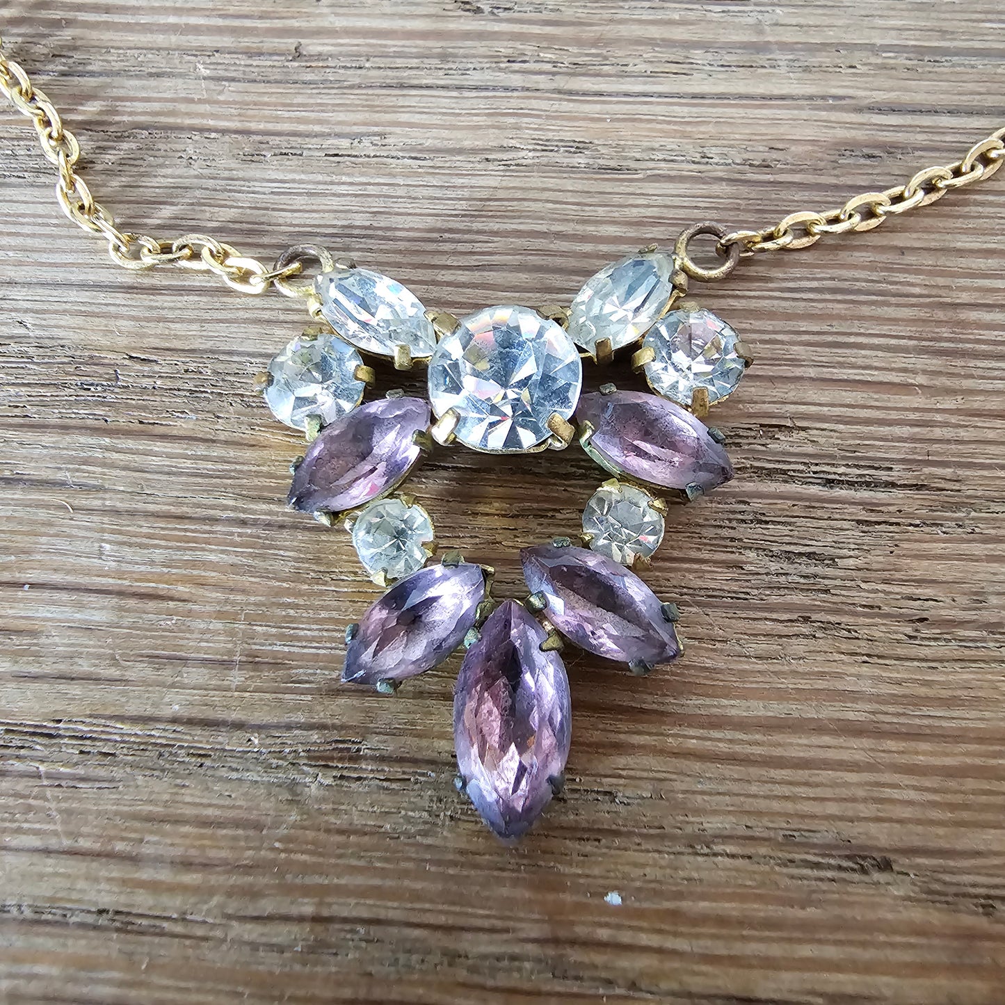 Delicate 1930s/40s violet rhinestone & diamante heart pendant necklace