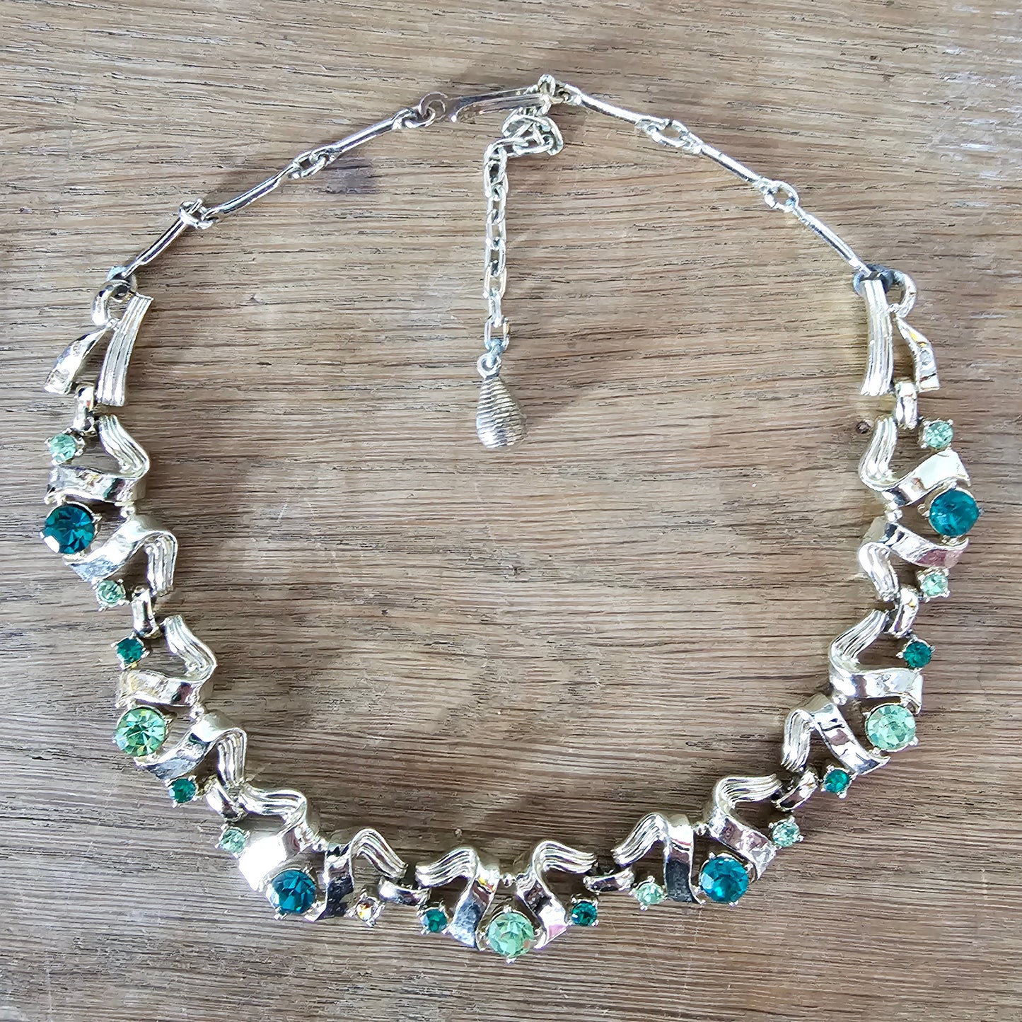 Mid-century blue & green crystal abstract link necklace