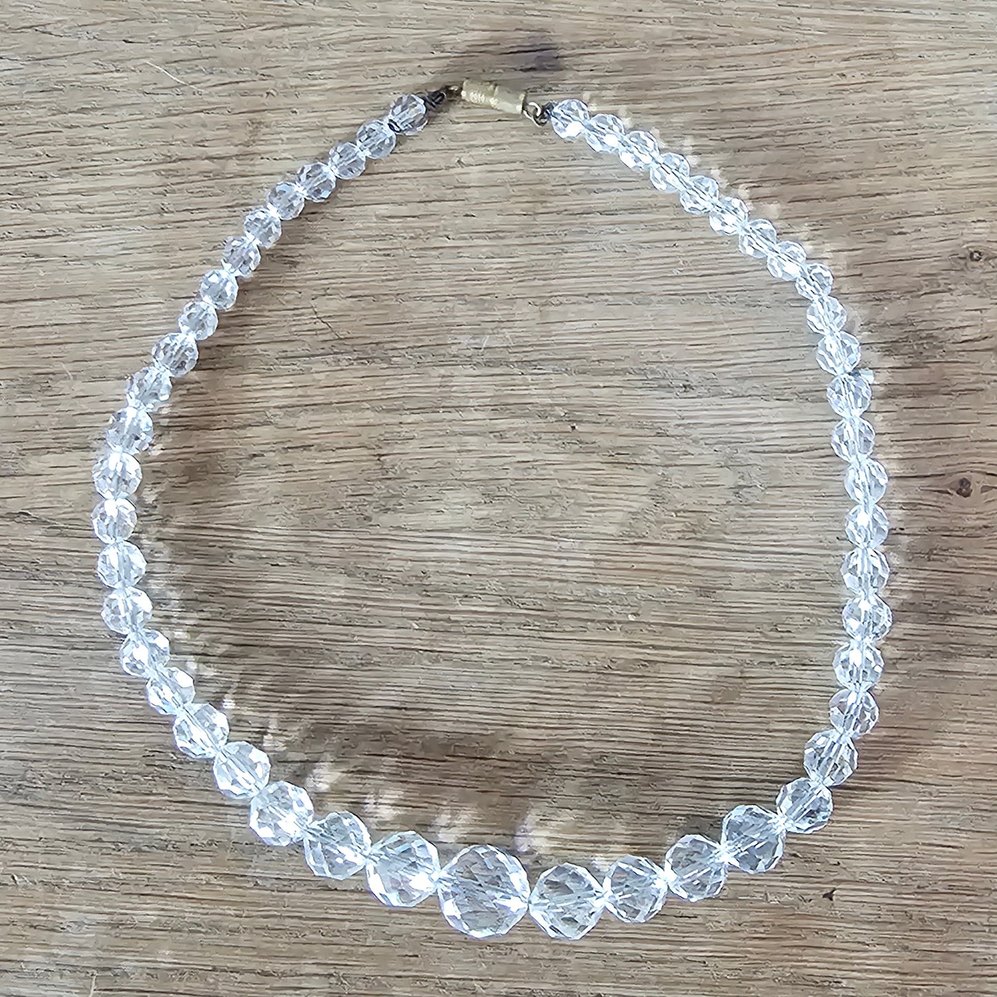1950s faceted clear glass graduated bead necklace