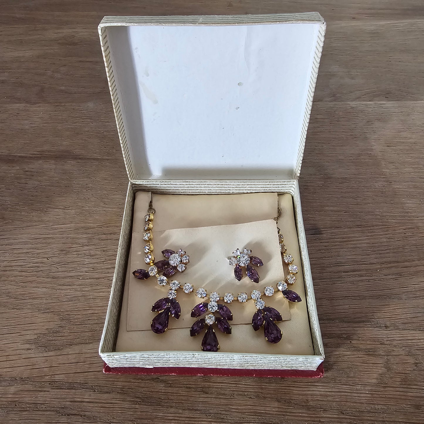 1950s purple rhinestone statement necklace & clip-on earrings set
