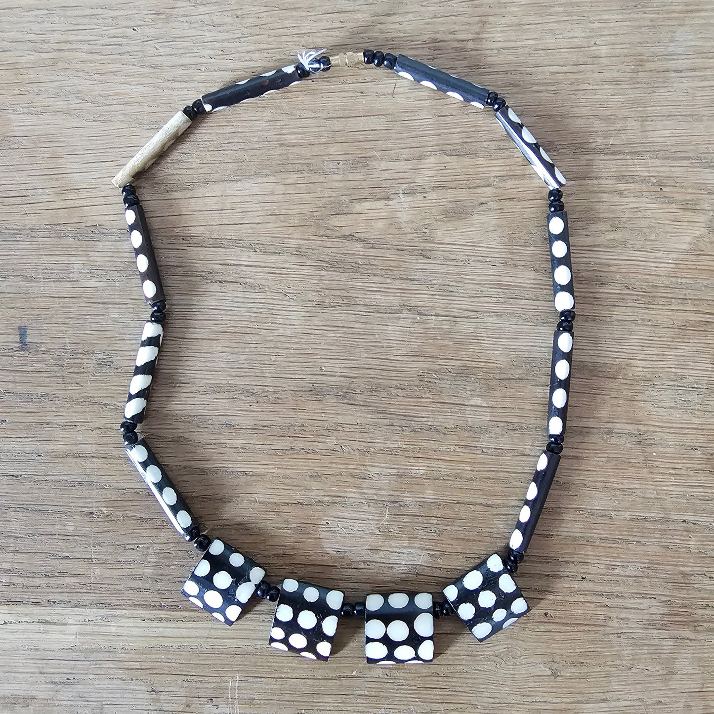 1970s/80s African style black & white polka dot bone bead tribal necklace