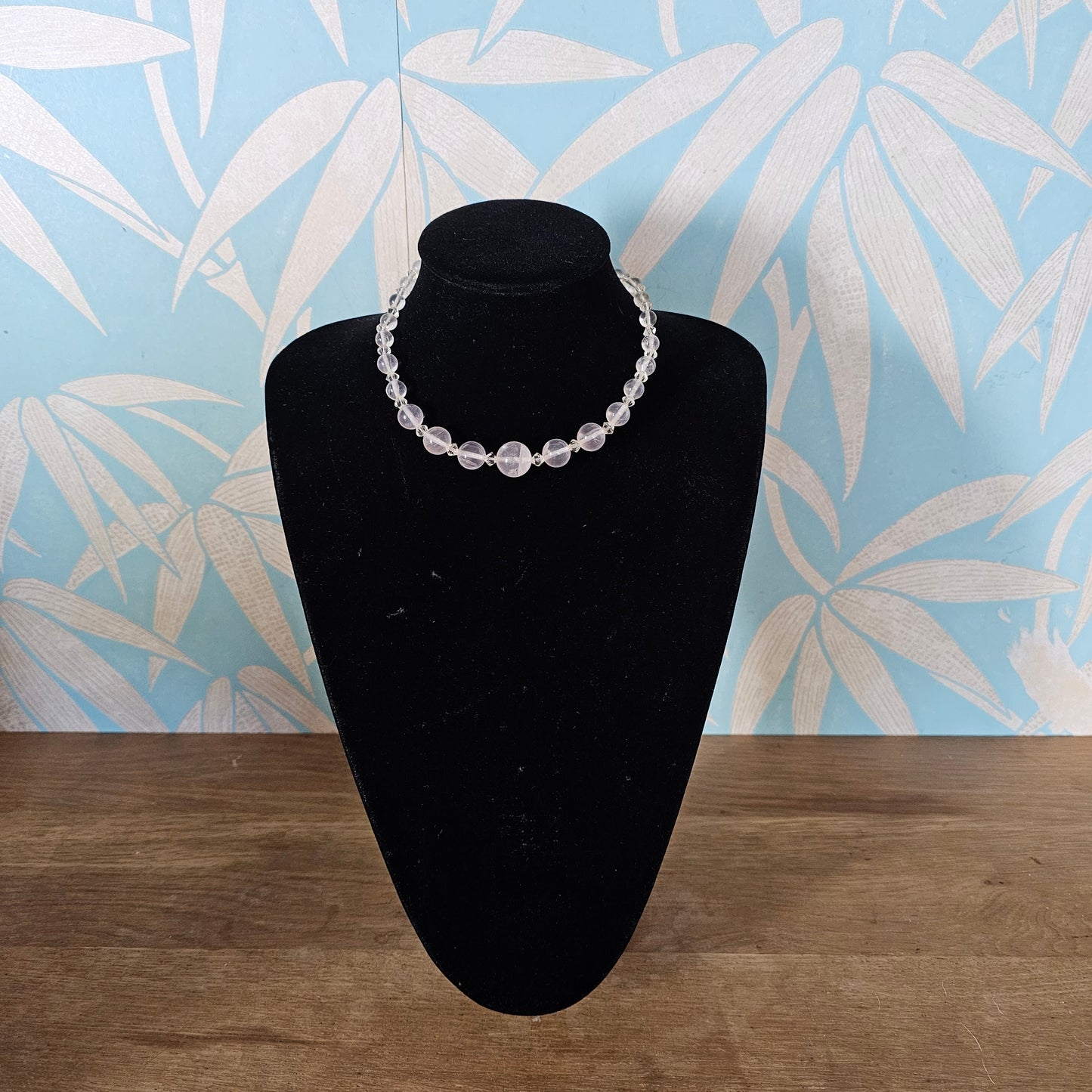 1950s/60s rose quartz bead necklace with matching ring and earrings set