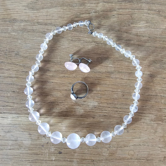 1950s/60s rose quartz bead necklace with matching ring and earrings set