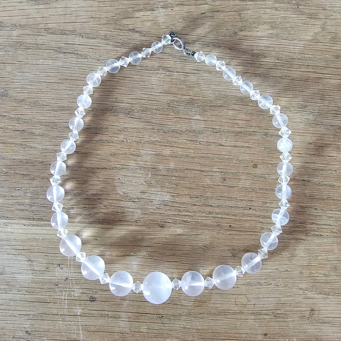 1950s/60s rose quartz bead necklace with matching ring and earrings set