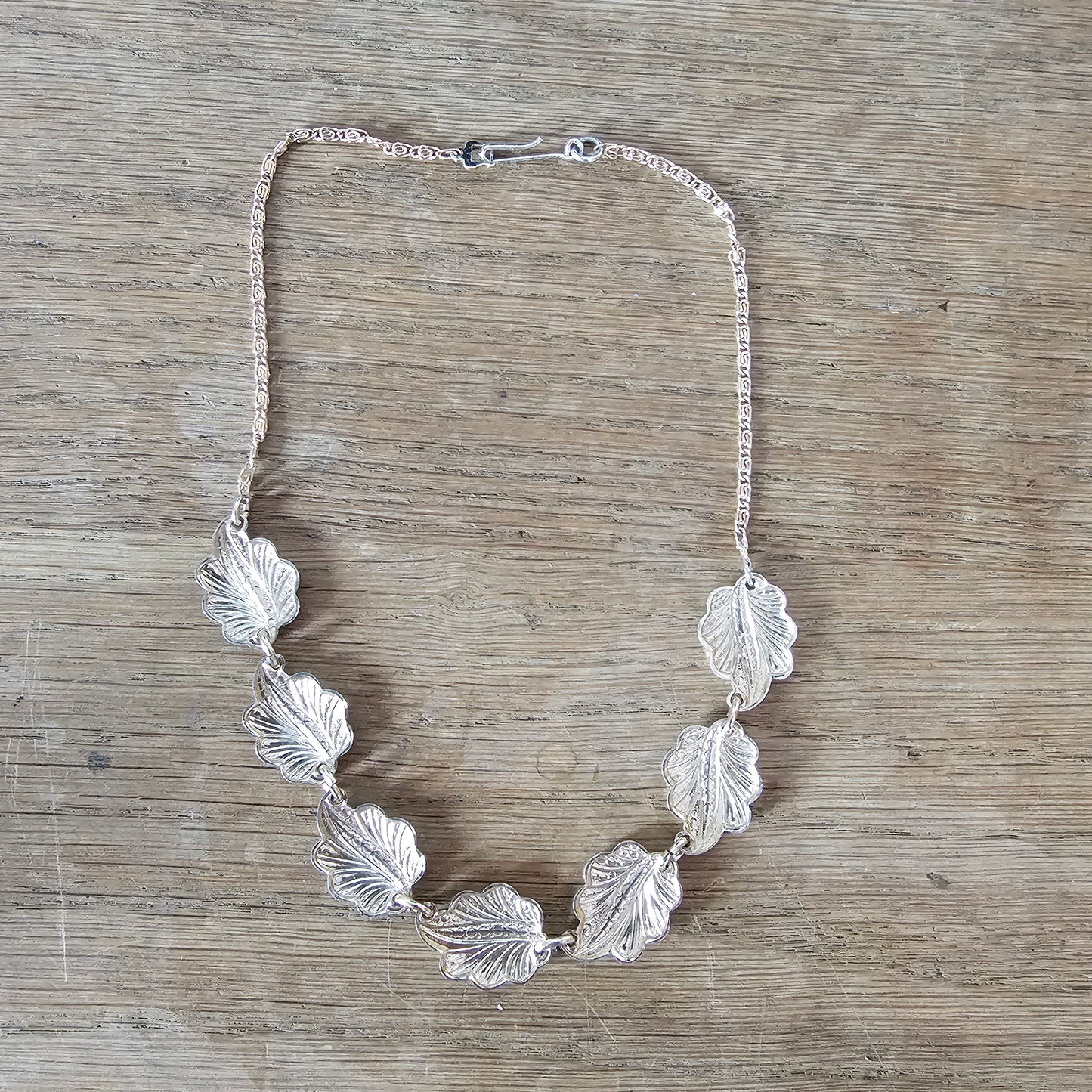 1970s rose gold-tone leaf panel link necklace