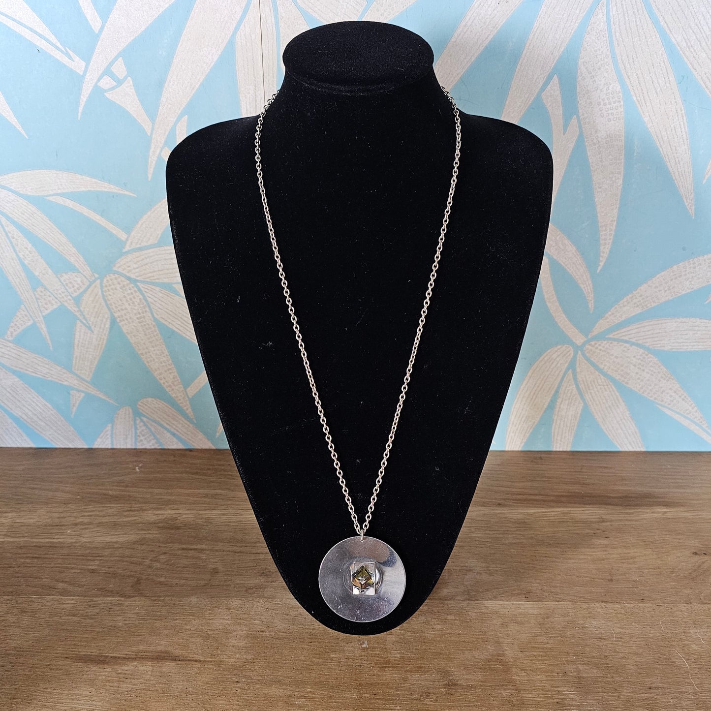 1970s stainless steel modernist pendant necklace with cube-cut crystal centre