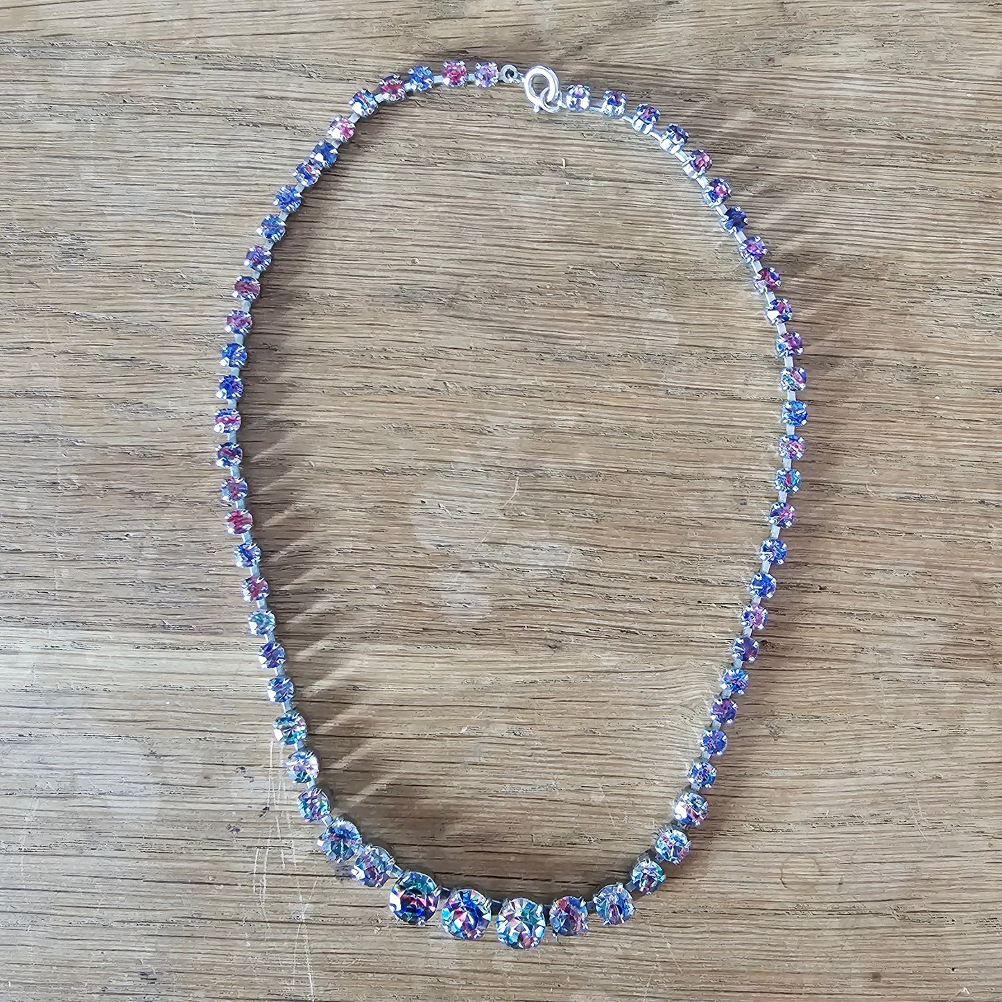 circa. 1960s iris glass rhinestone necklace