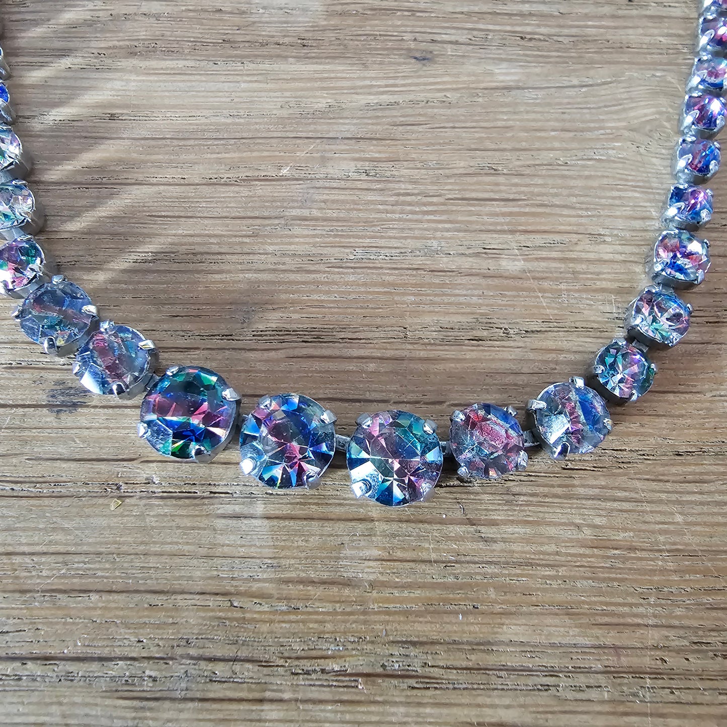 circa. 1960s iris glass rhinestone necklace