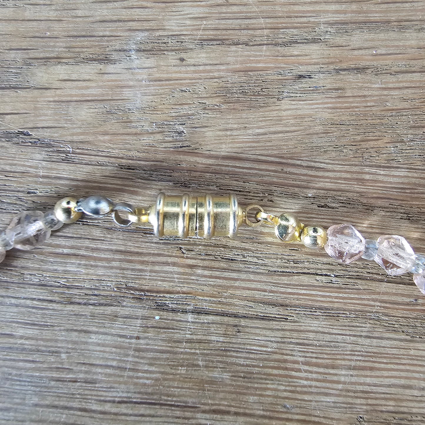 1960s pink & clear faceted glass bead necklace