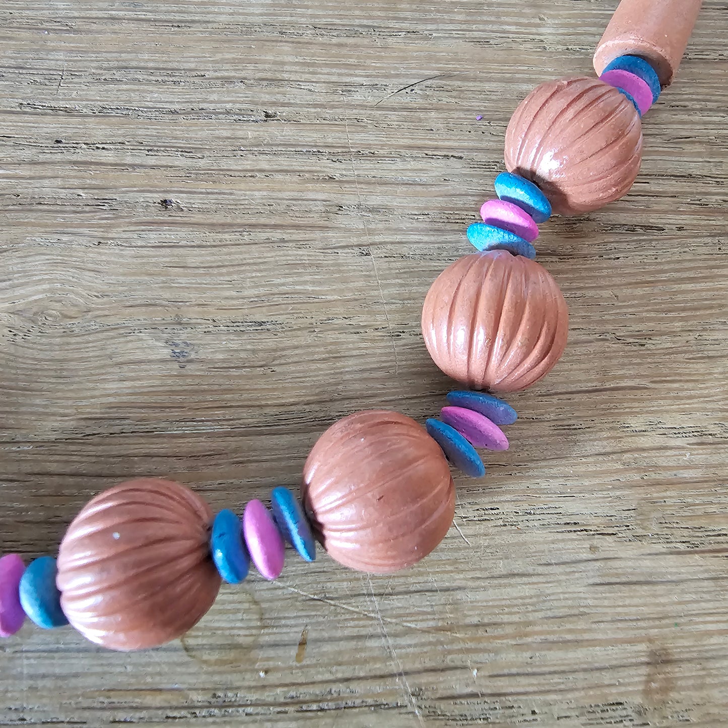1980s/90s terracotta ribbed ceramic bead tribal-style necklace