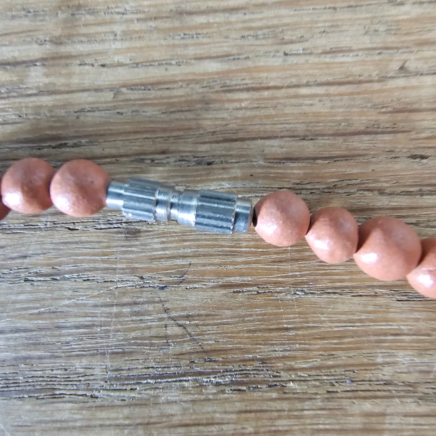 1980s/90s terracotta ribbed ceramic bead tribal-style necklace