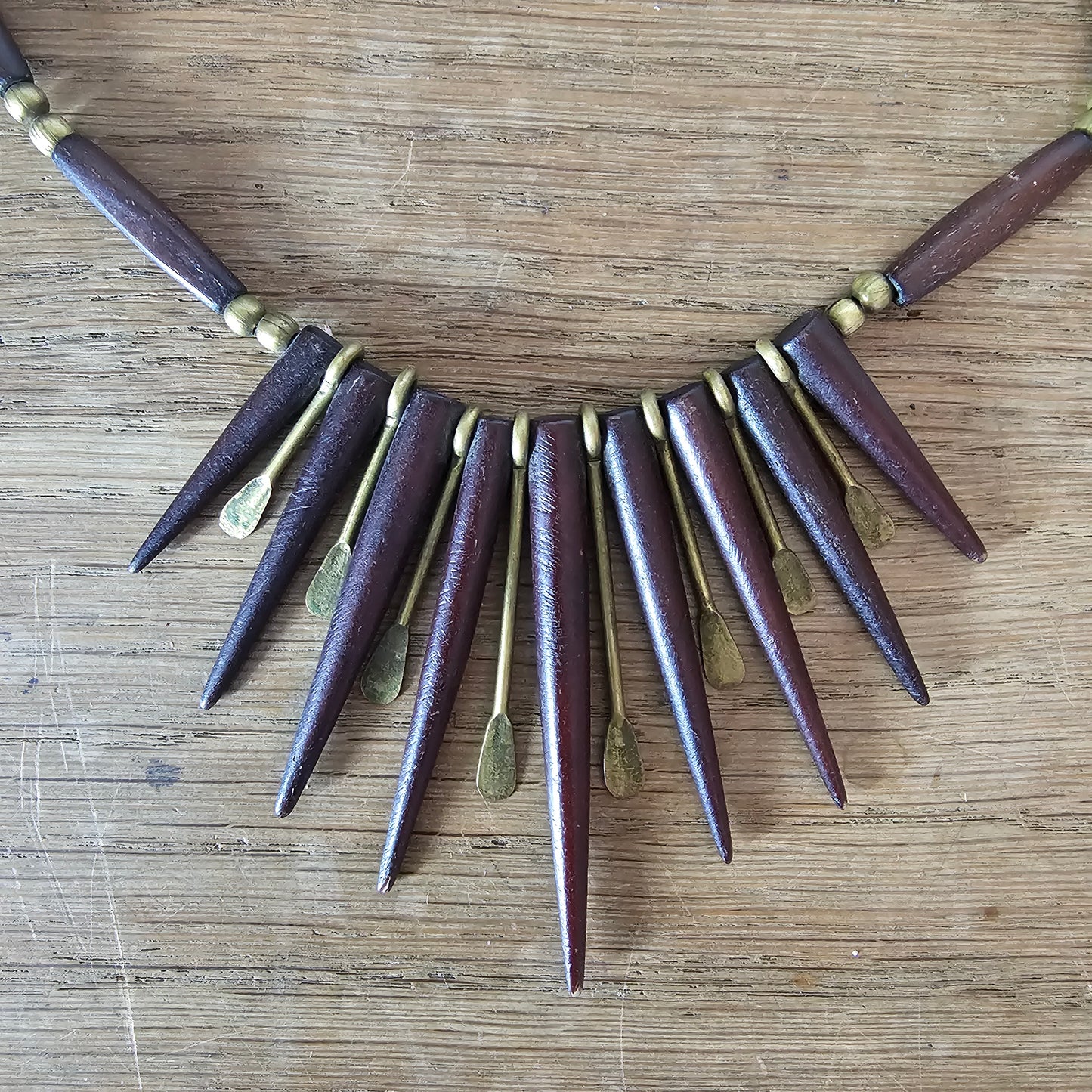1980s tribal-style wooden spike bead & brass tone statement necklace