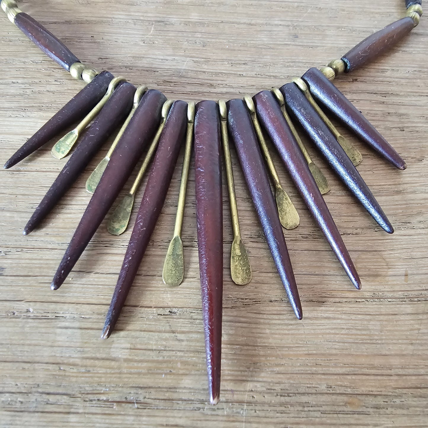 1980s tribal-style wooden spike bead & brass tone statement necklace