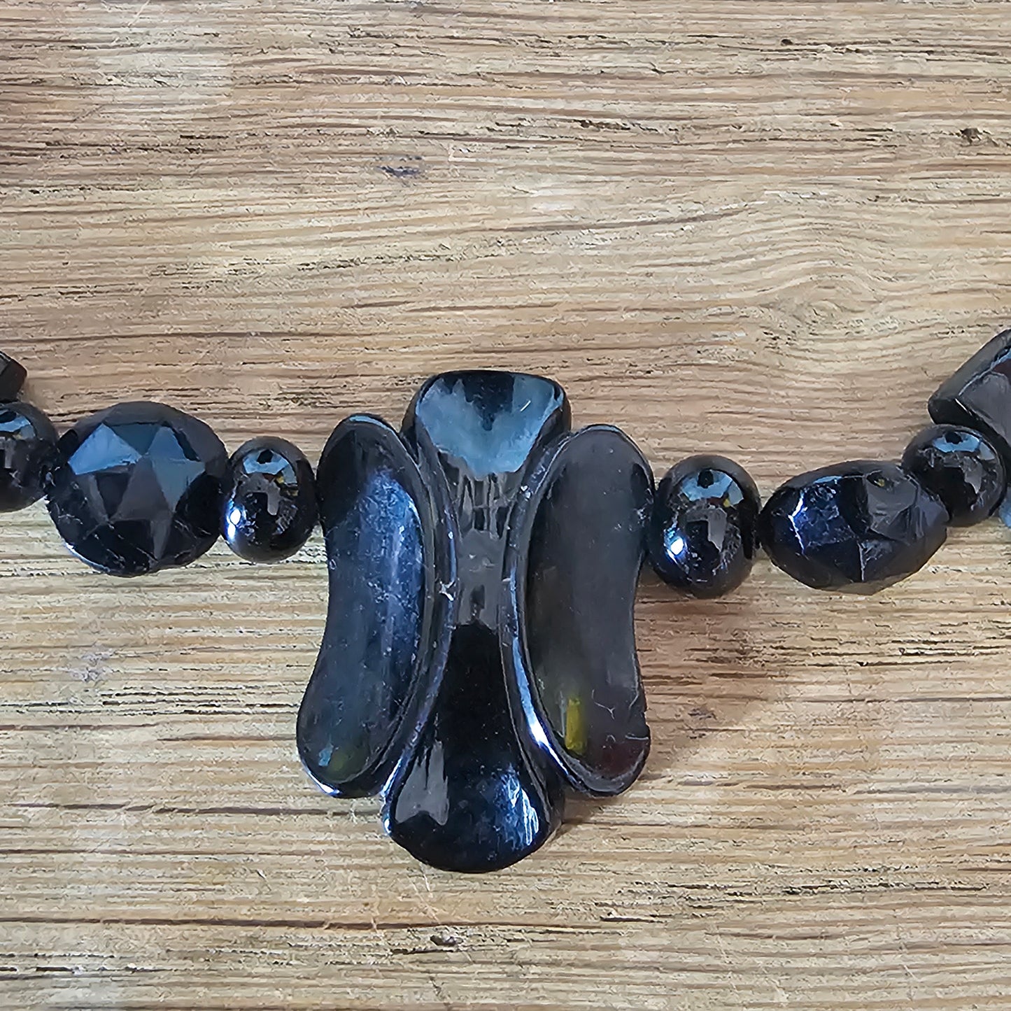 1980s black plastic geometric bead statement necklace