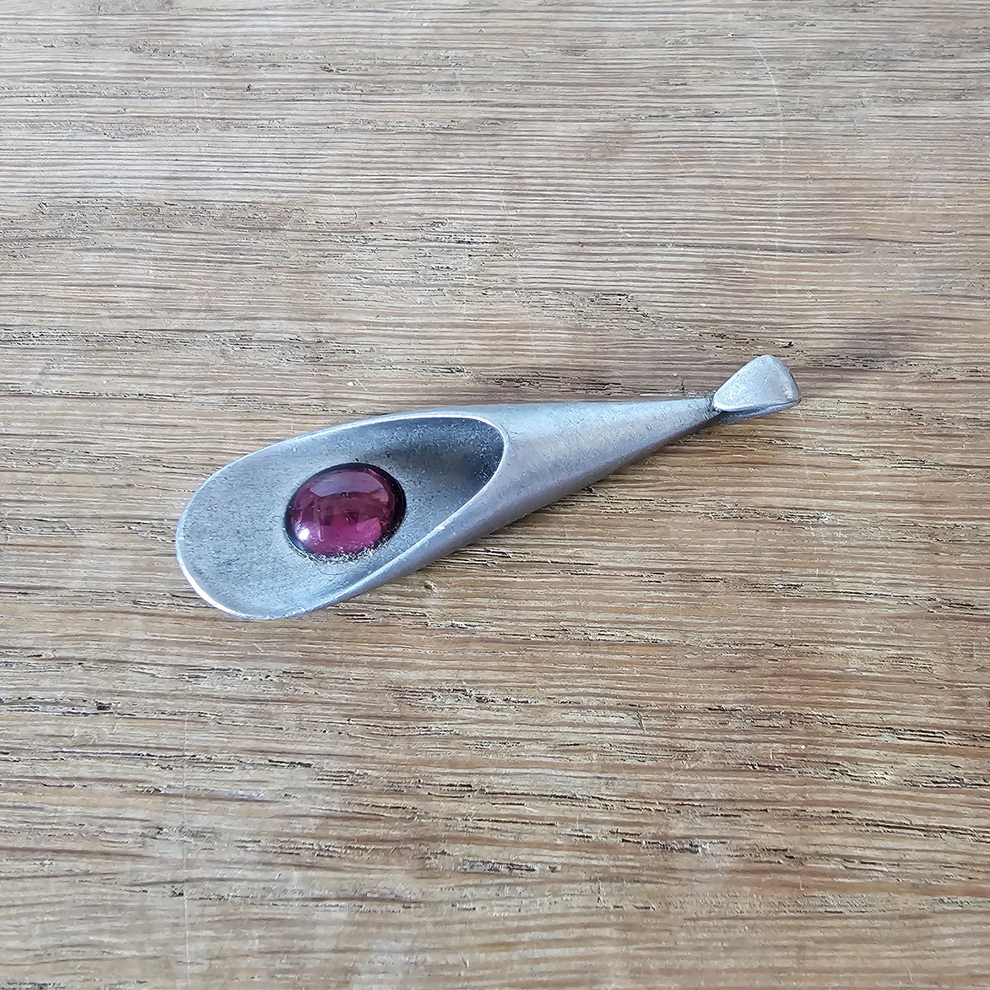 1960s pewter pendant with amethyst glass cabochon
