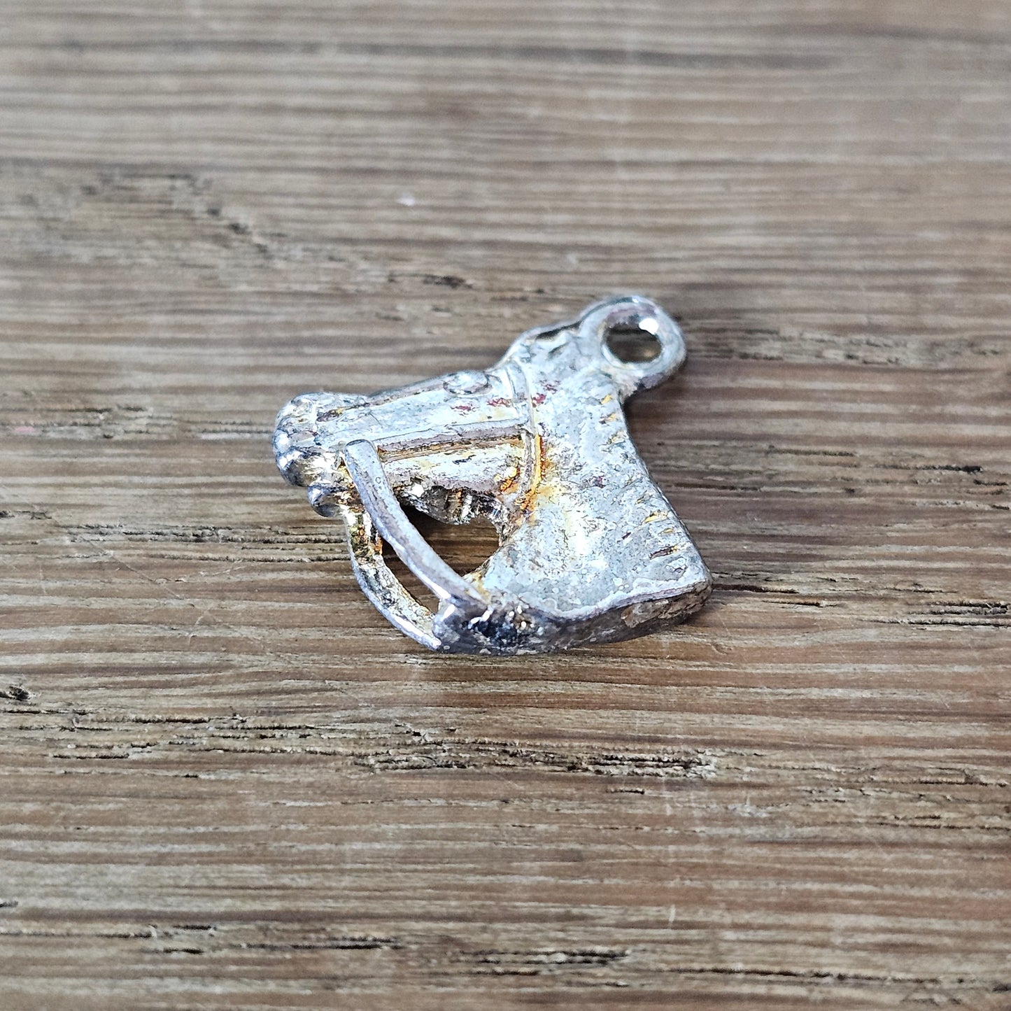Vintage silver-tone horse head charm