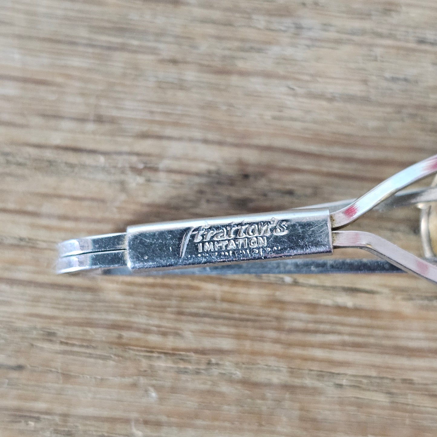1960s Stratton Temptation 'fly hook' sliding tie clip/bar
