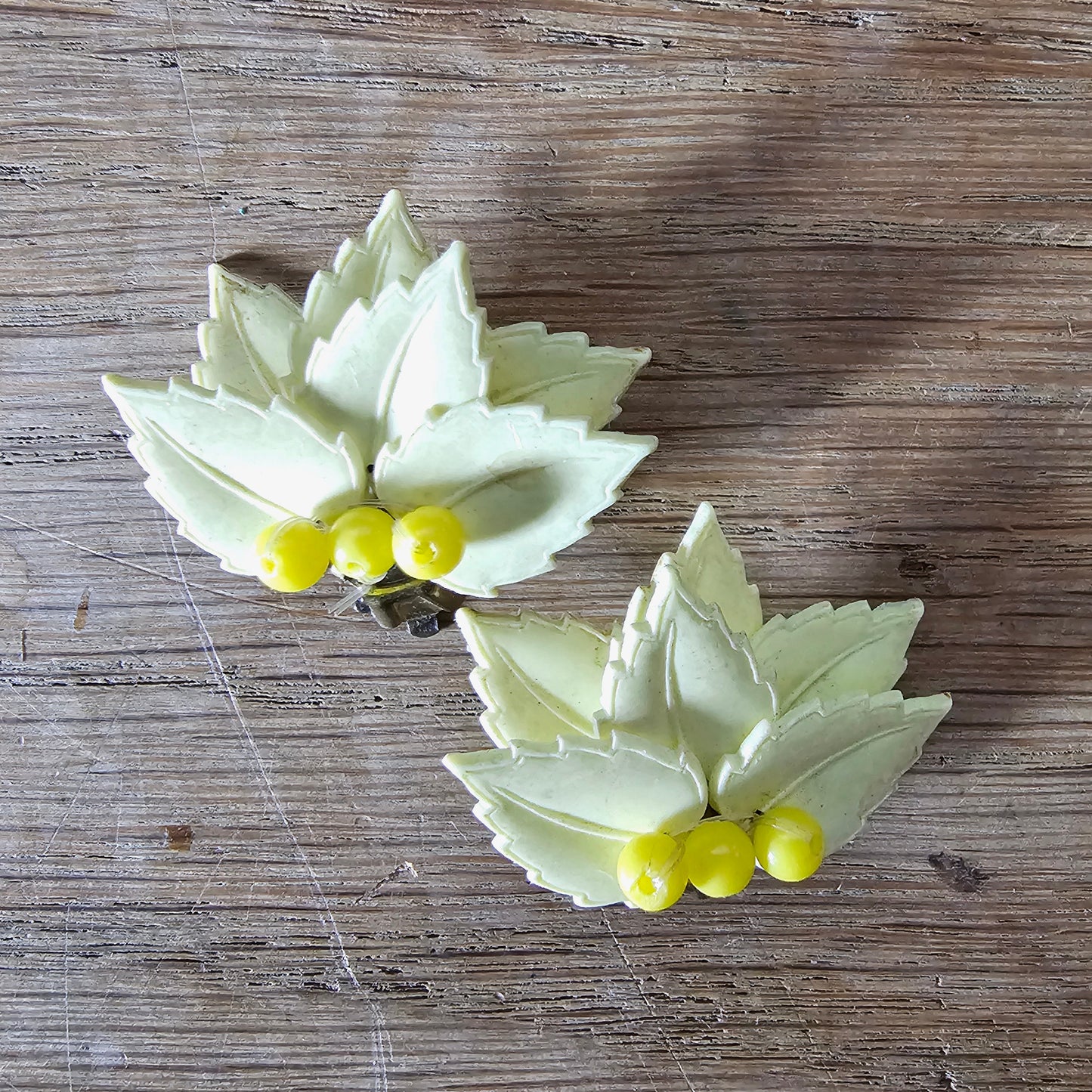 1950s/60s pale yellow leaf & berry plastic clip-on earrings