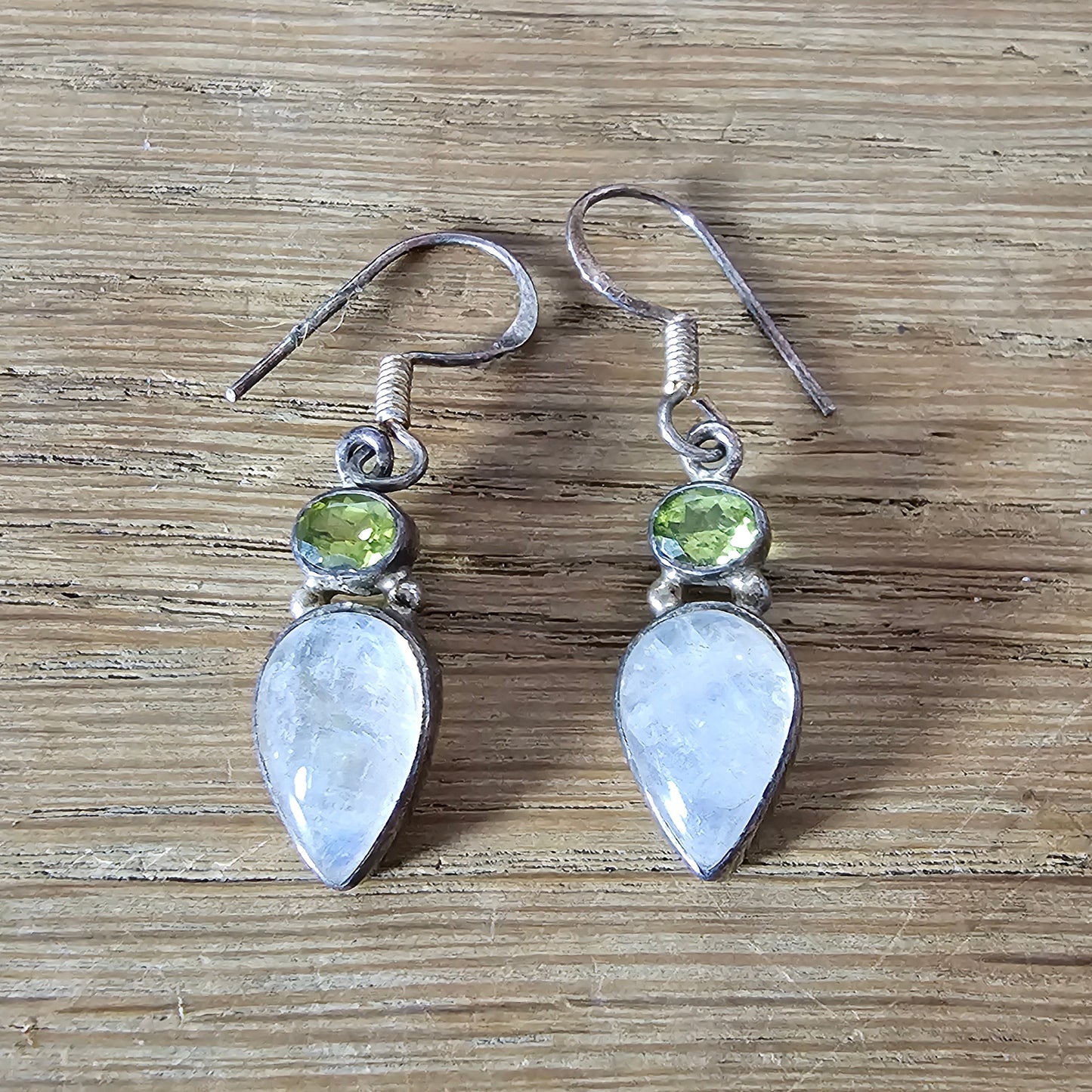 1990s/00s moonstone & peridot sterling silver drop earrings