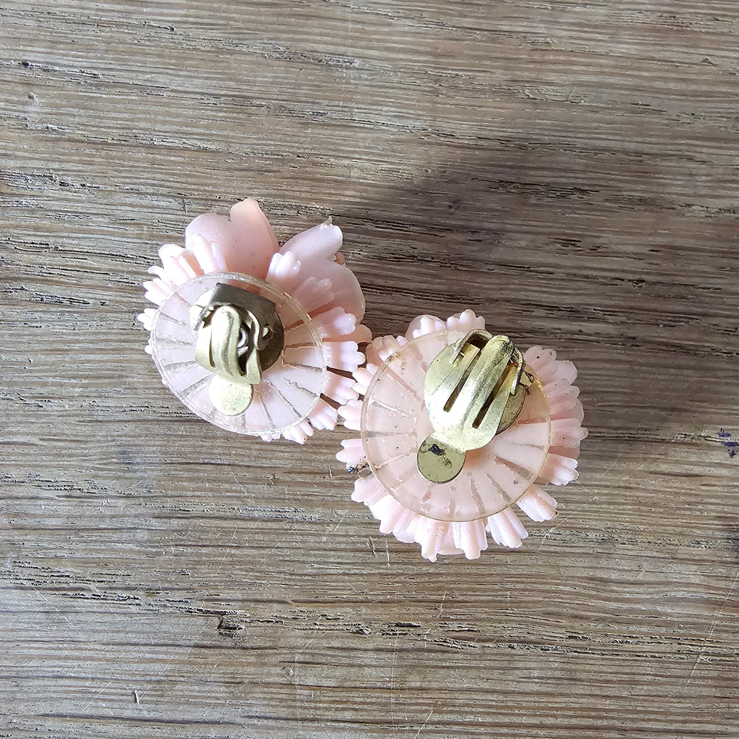 1940s peach plastic 3D floral clip-on earrings