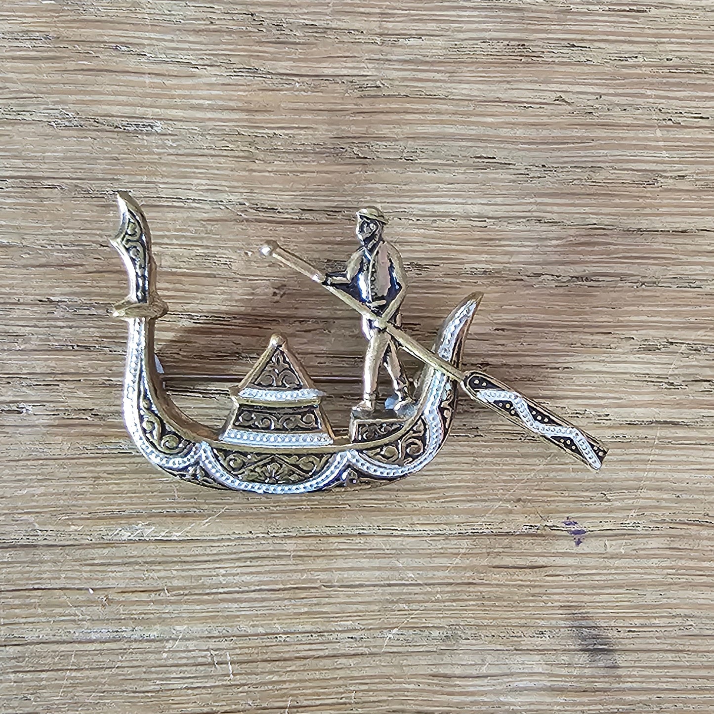 1950s/60s Spanish damascene gondolier brooch