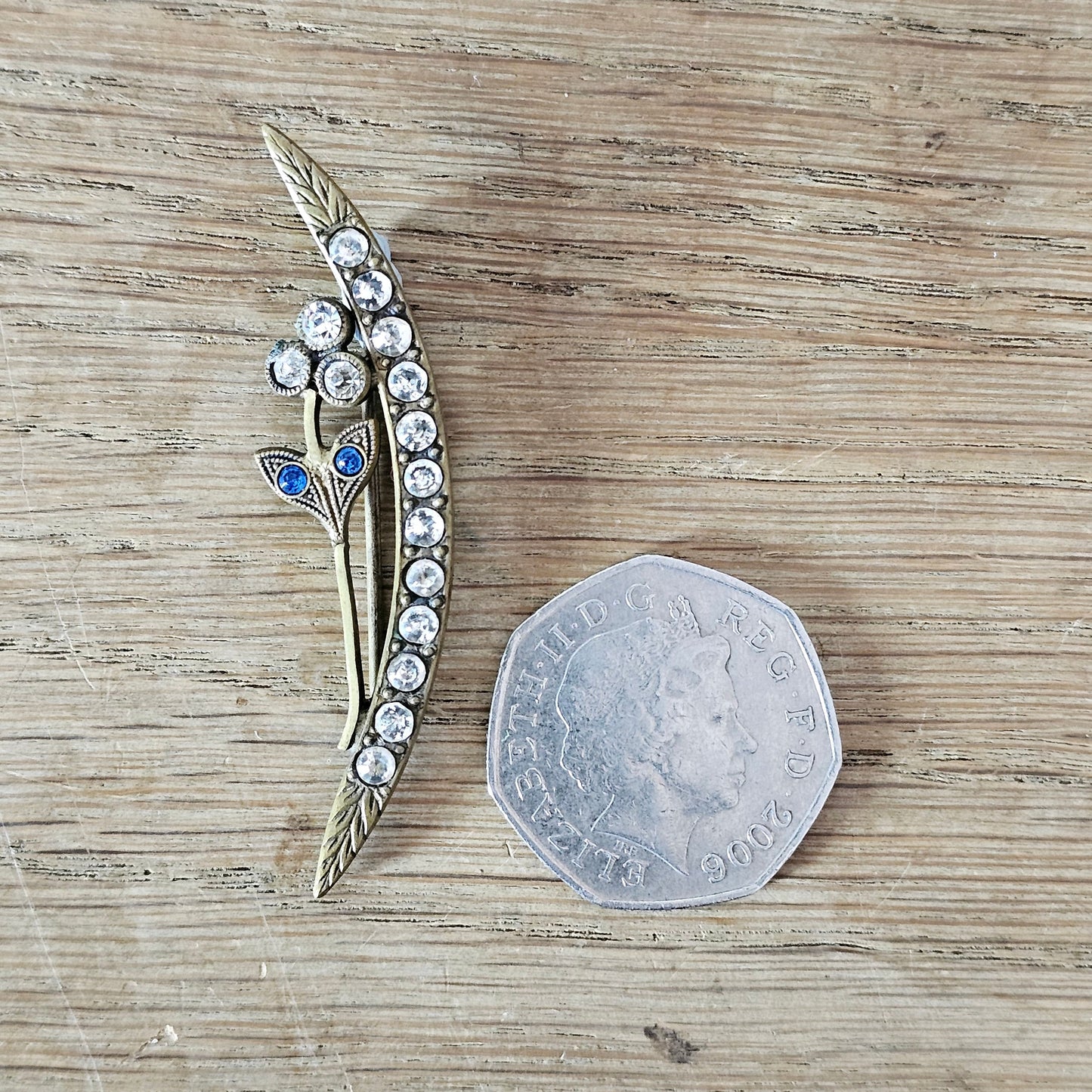 1920s paste stone & blue glass floral spray brooch pin