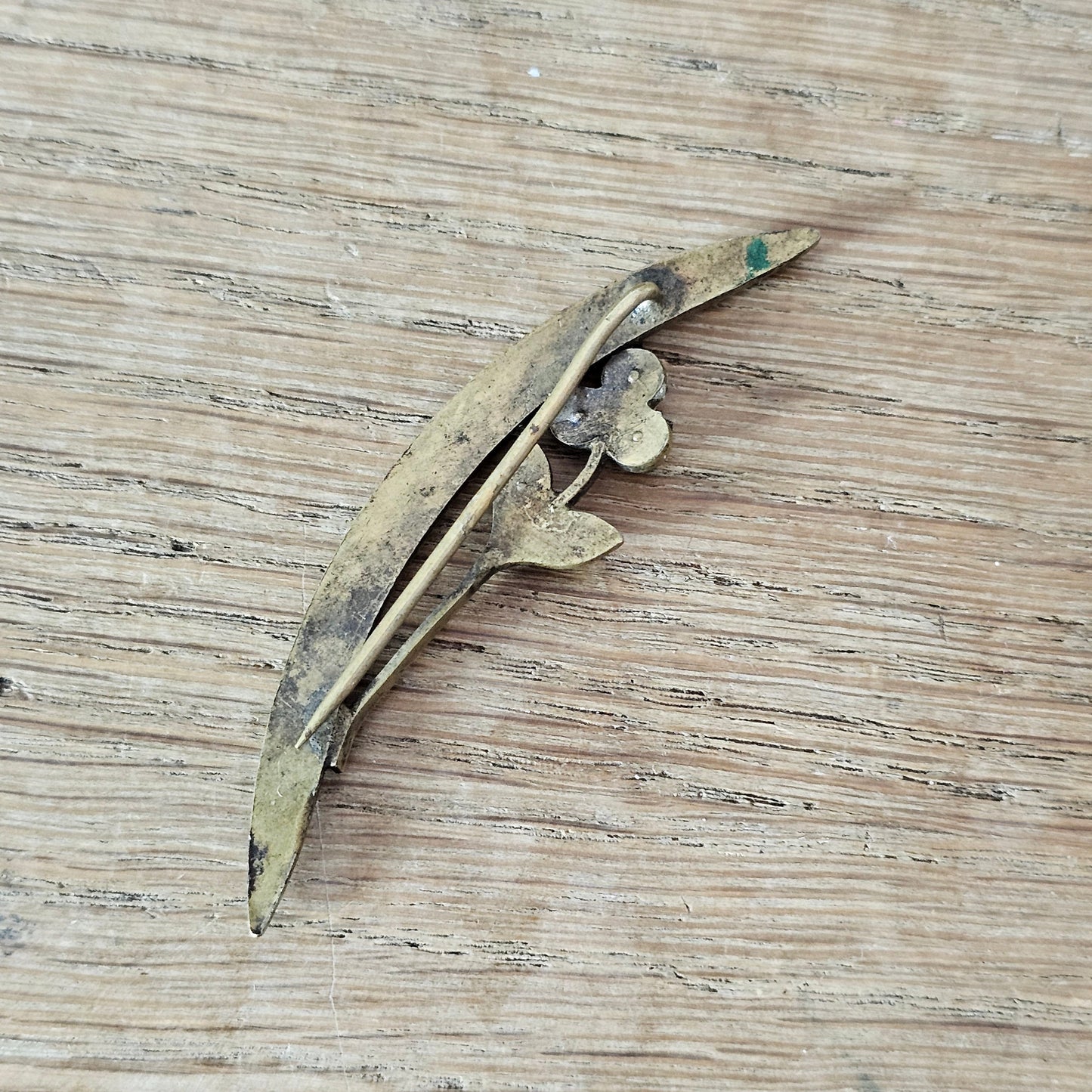 1920s paste stone & blue glass floral spray brooch pin