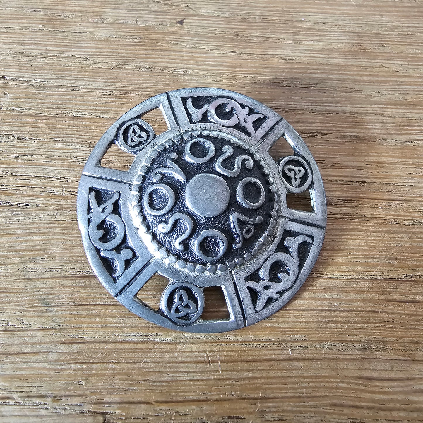 1970s St Justin Cornwall Celtic shield pewter brooch