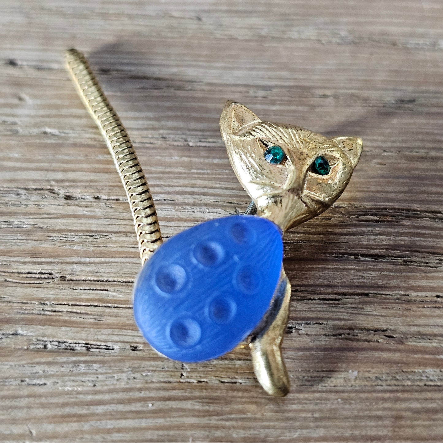 1960s Ges Gesch, Germany gold-tone blue glass jelly belly kitten brooch, stamped