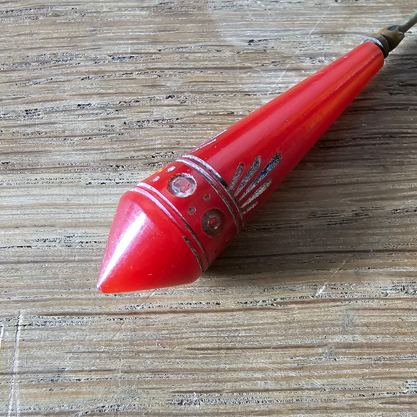 Art deco red Bakelite & diamante hat pin