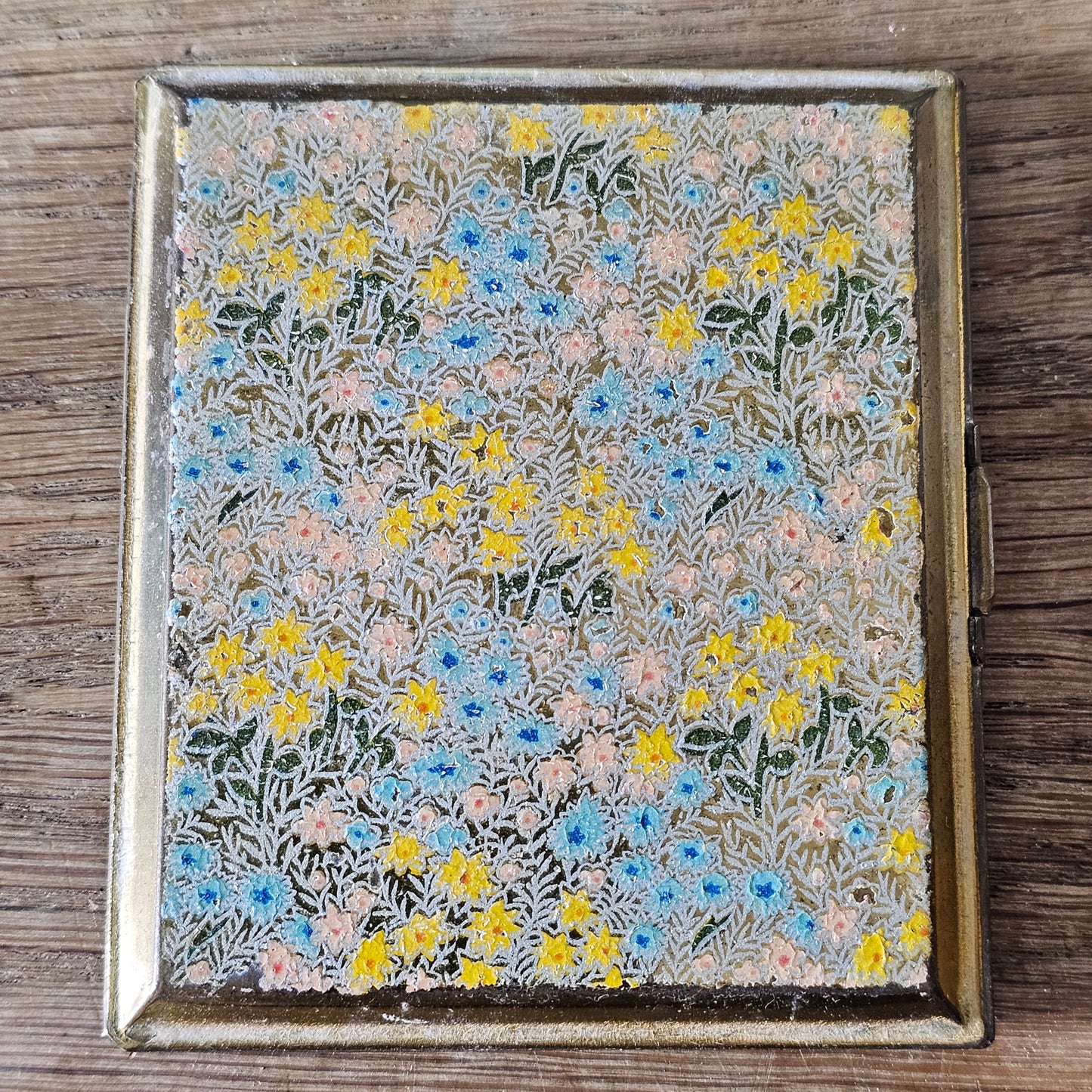 1950s/60s floral enamelled powder compact mirror