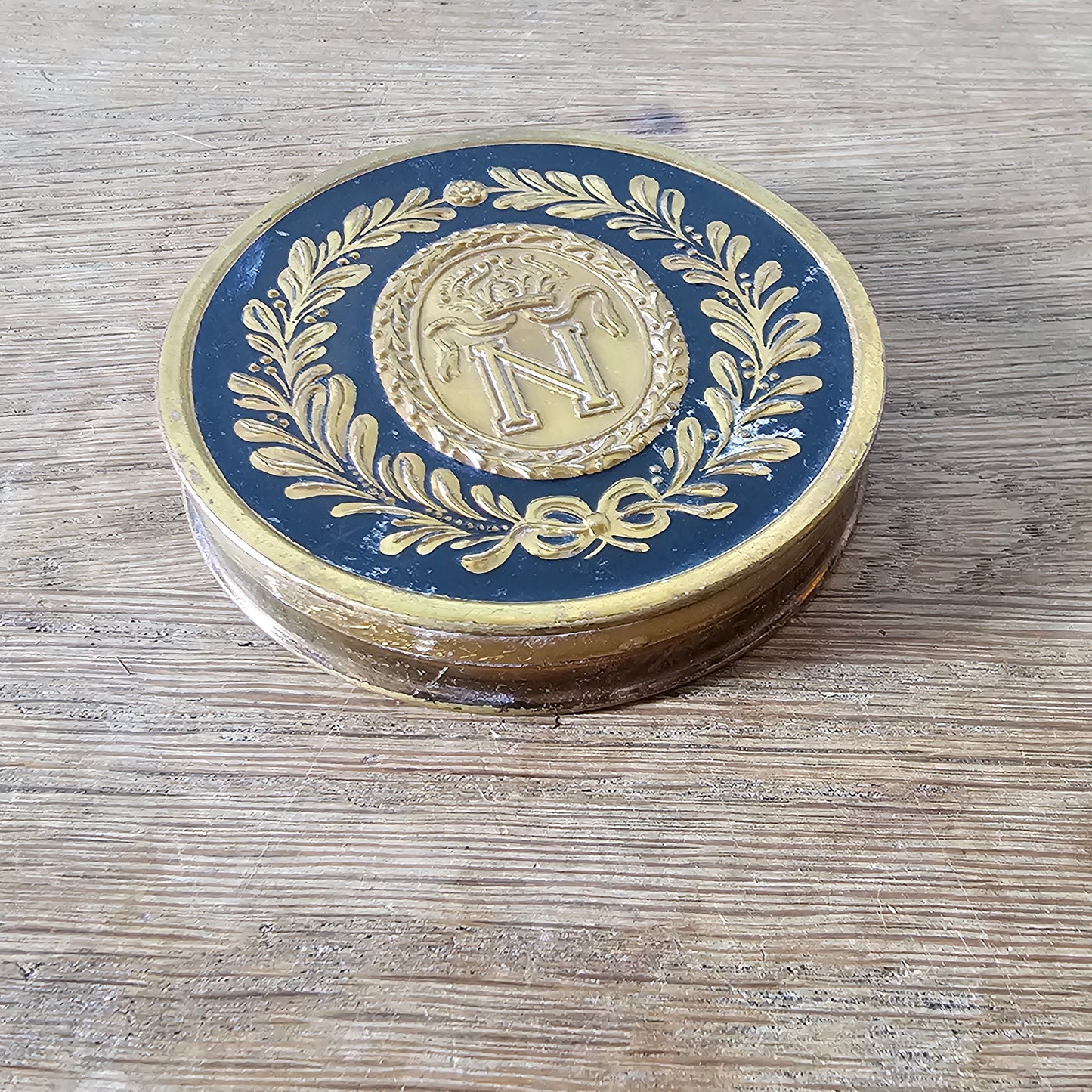 1950s Elizabeth Arden “Invisible Veil” powder compact with Napoleon motif