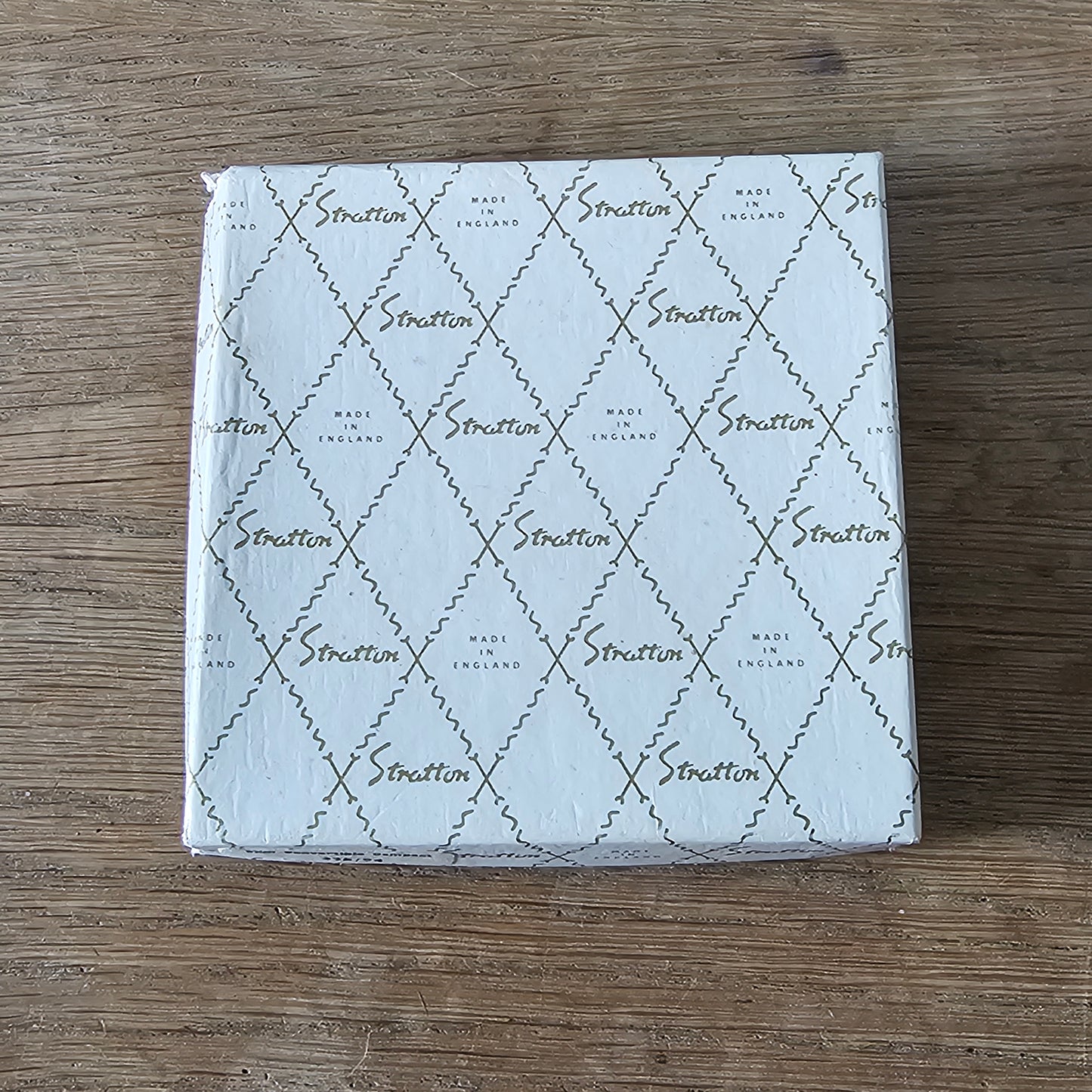 1960s Stratton marbled jade green slim convertible compact with original box