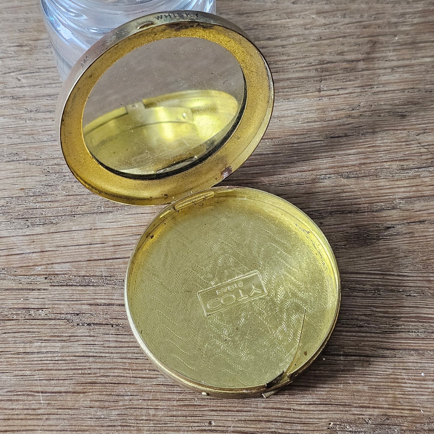Rare 1950s Coty Paris Lalique powder puff motif compact
