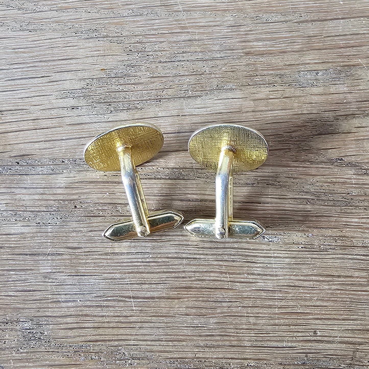 1960s gold-tone striped oval cufflinks