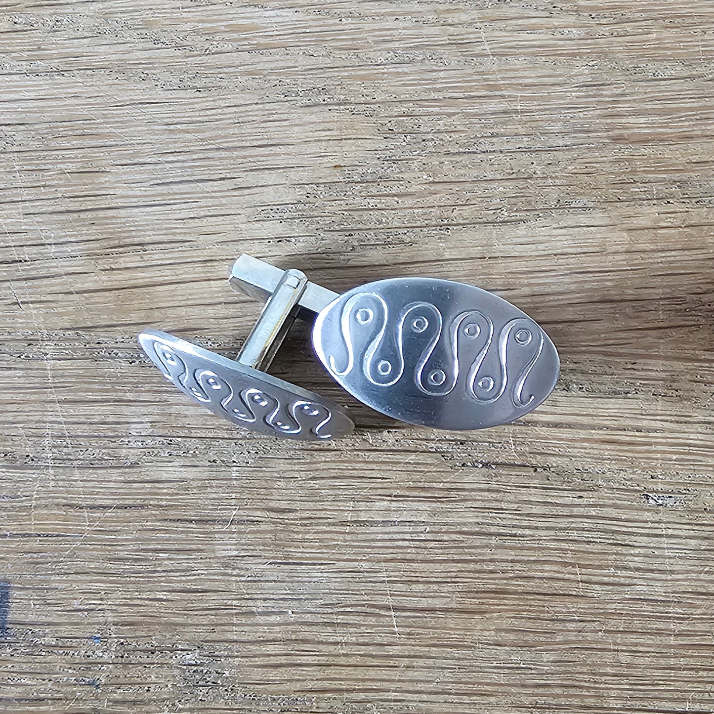 1960s/70s etched stainless steel cufflinks with abstract pattern