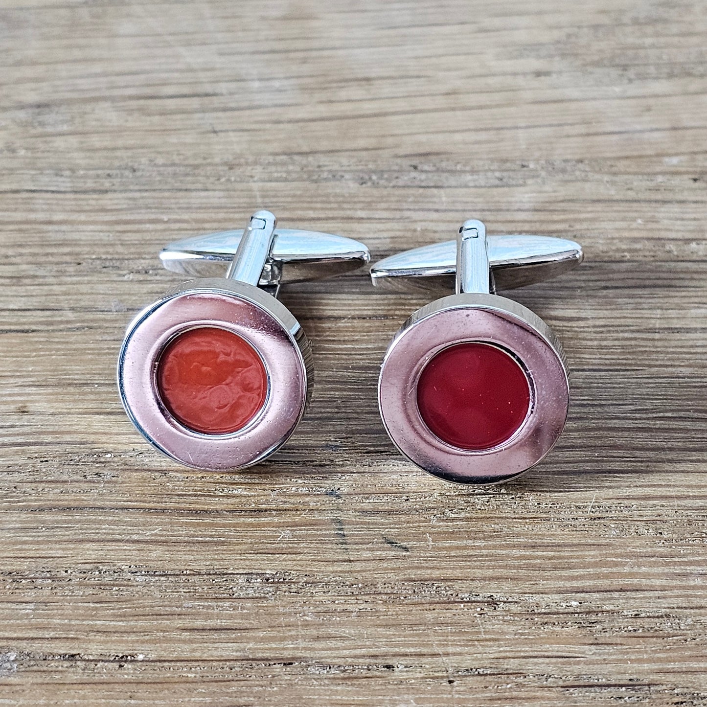 1960s/70s silver-tone & rust red enamelled circle cufflinks